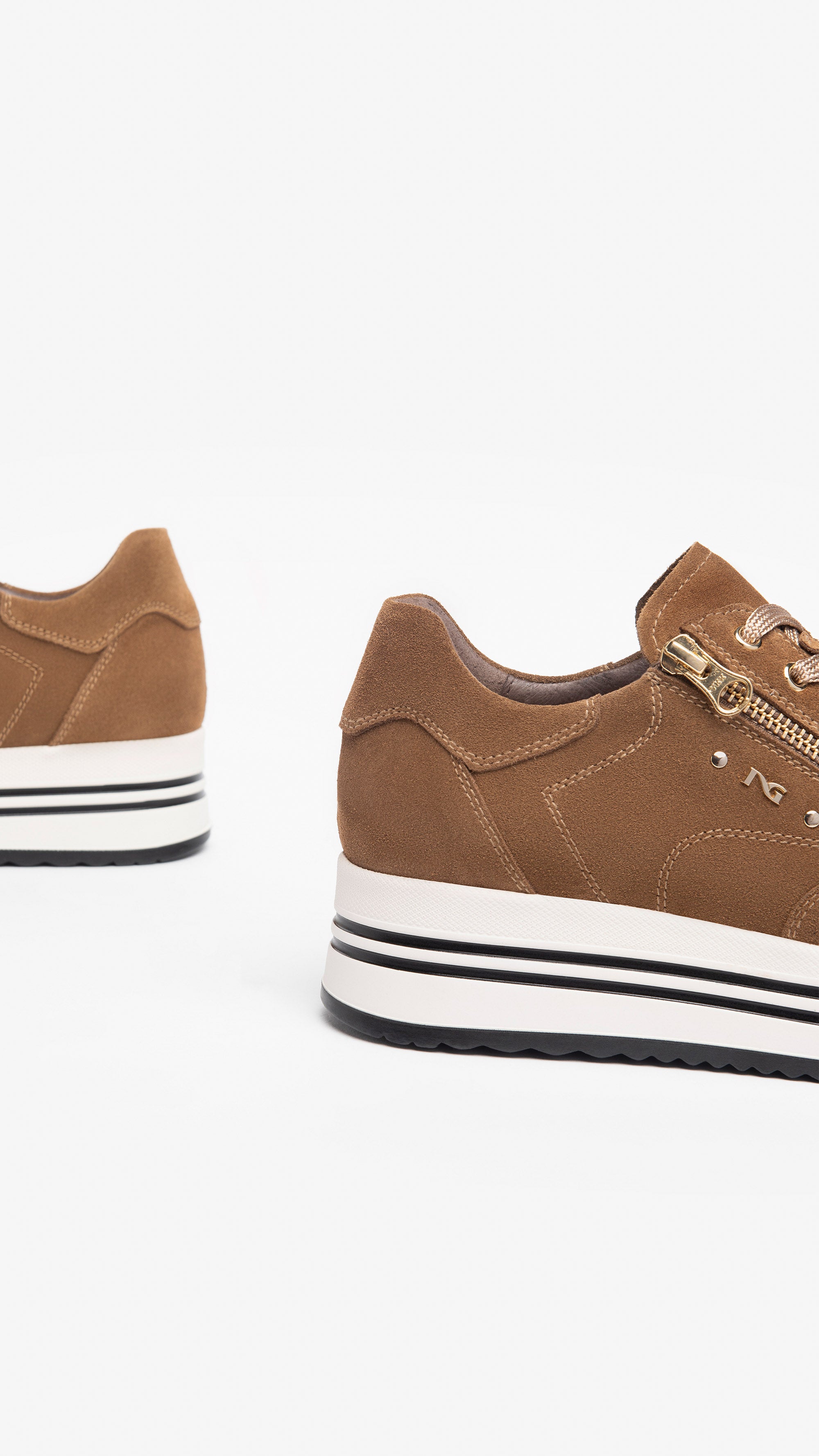 Sneakers Donna in Camoscio