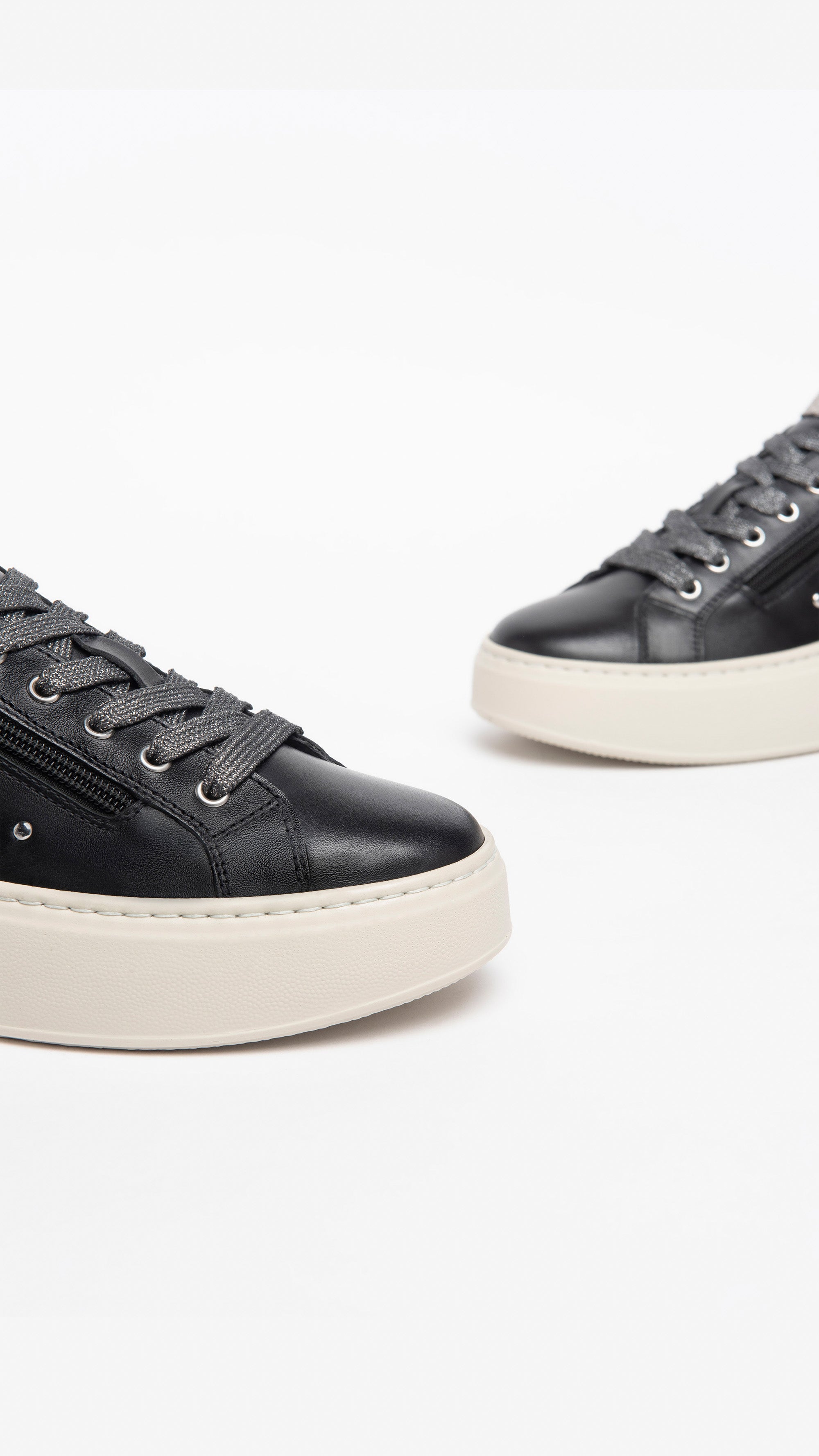 Sneakers Donna in Camoscio e Pelle