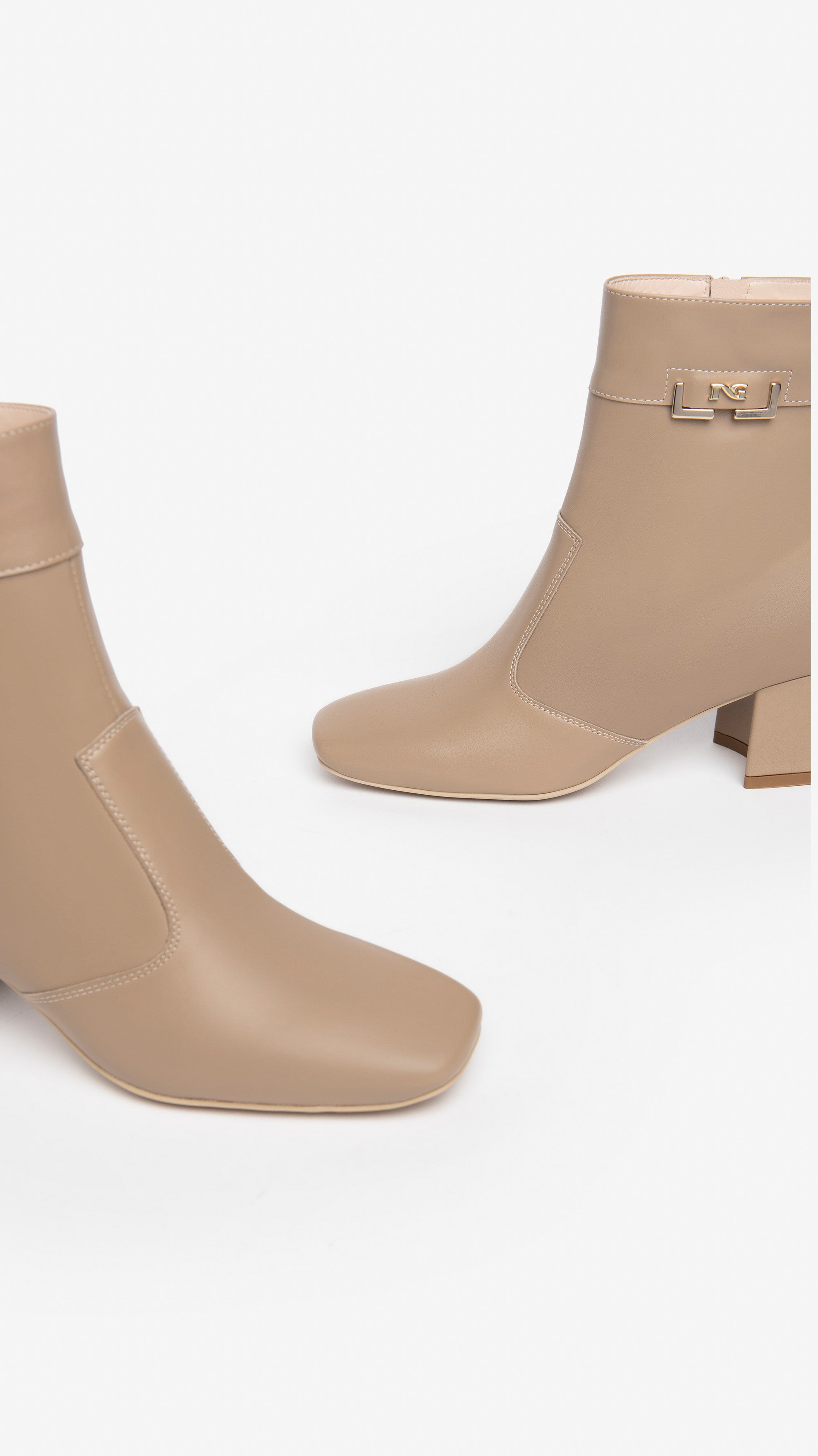 Tronchetti Donna in Pelle