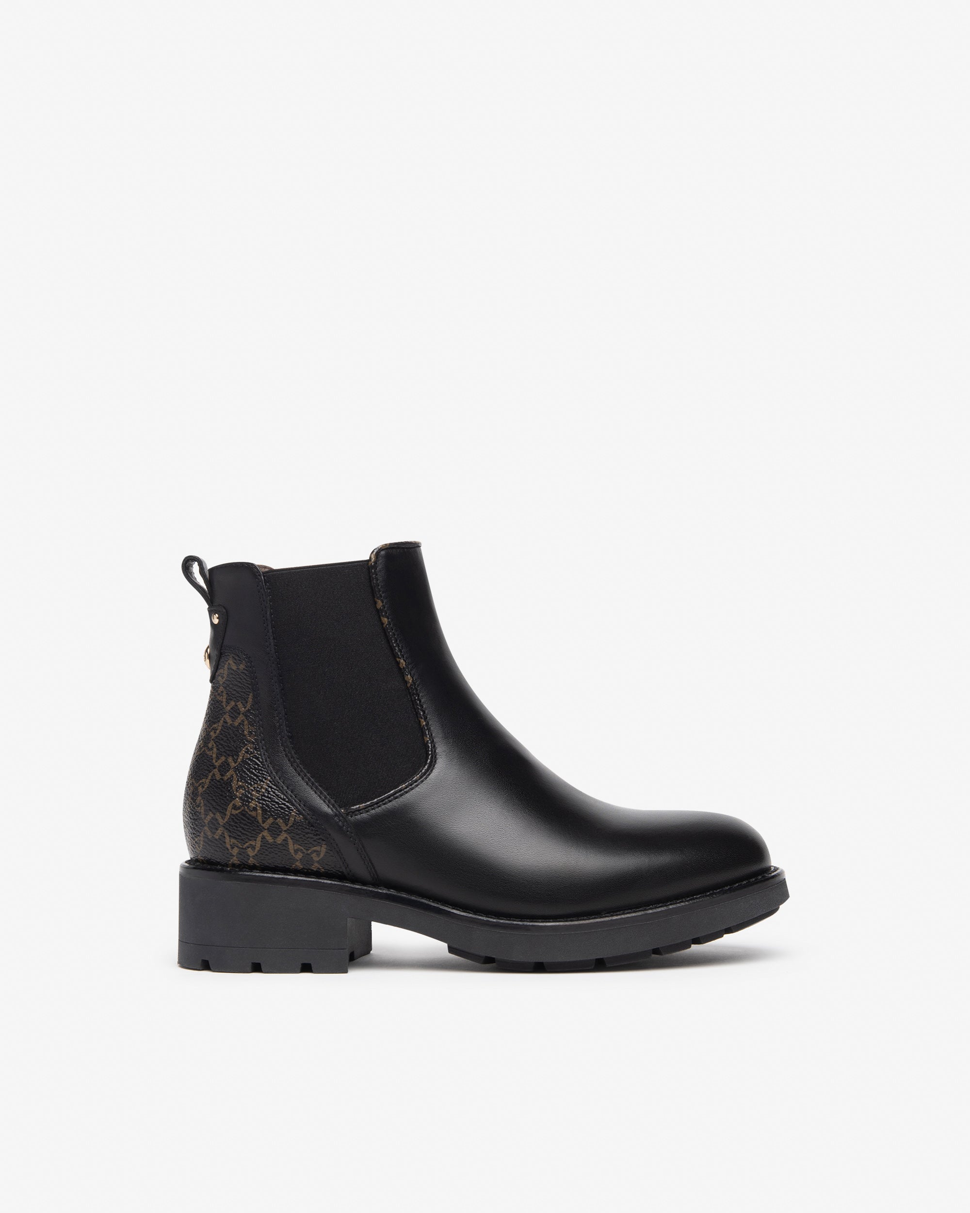Women’s Leather Chelsea Boots