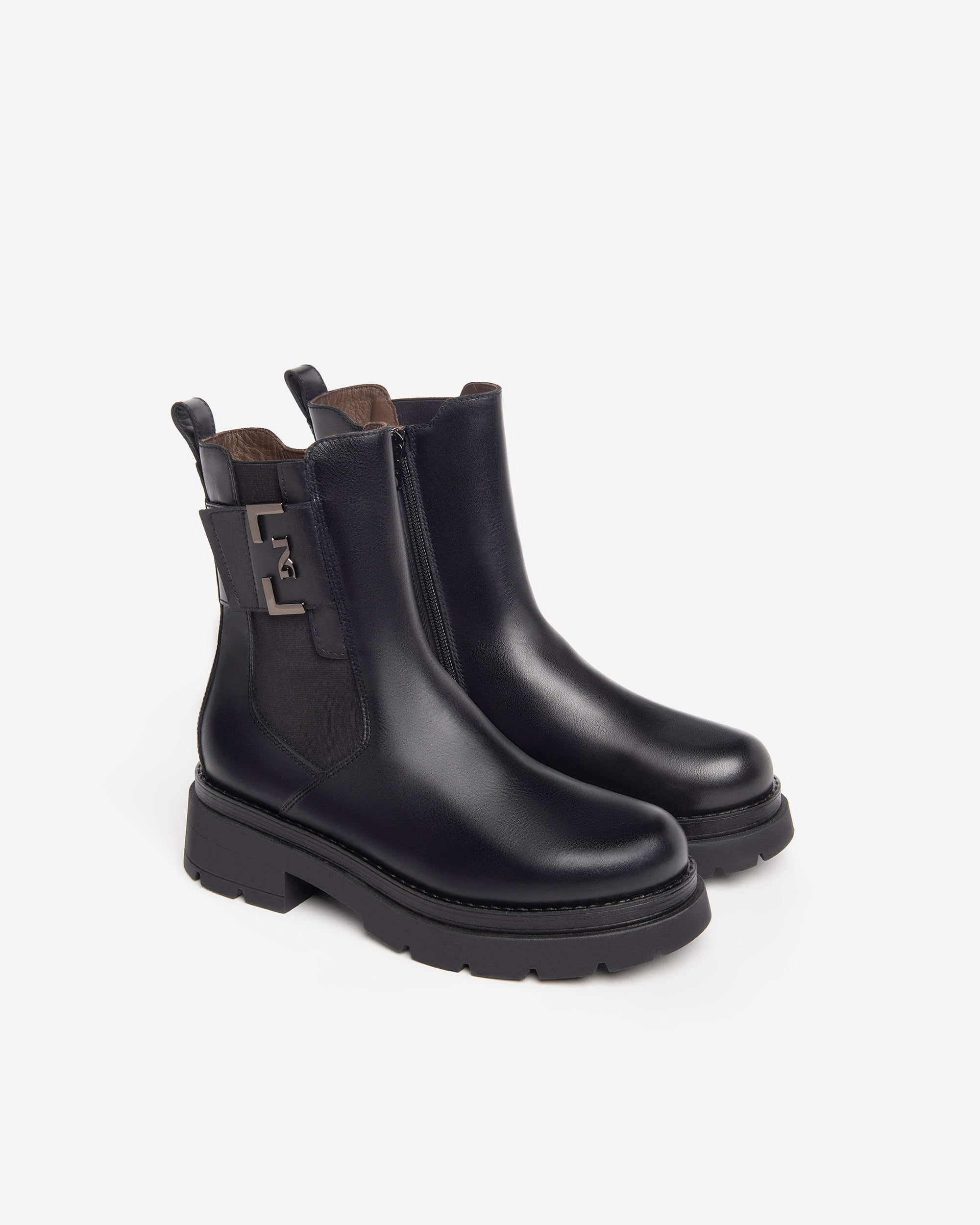 Women’s Leather Chelsea Boots