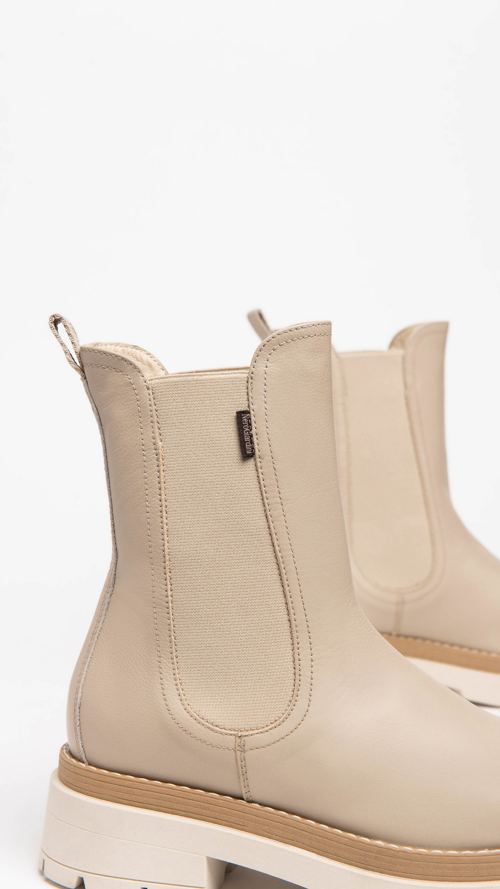 Stivaletti Chelsea Donna in Camoscio