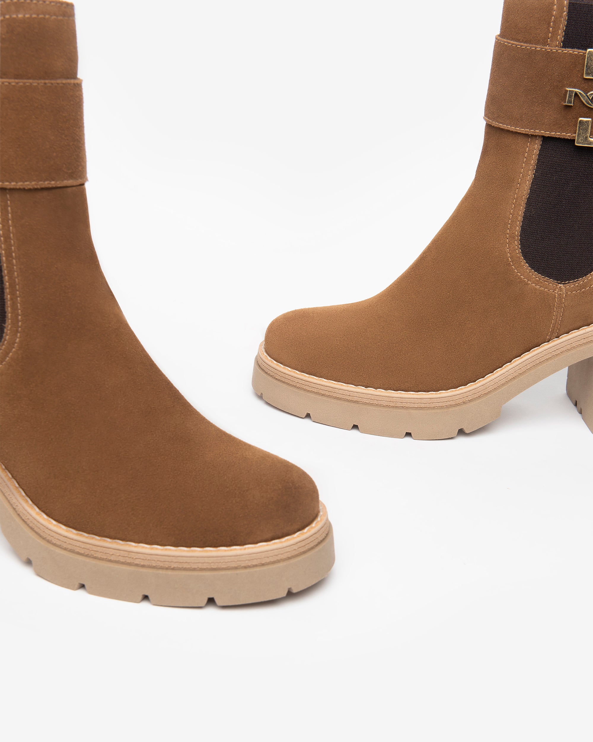 Women’s Suede Chelsea Boots