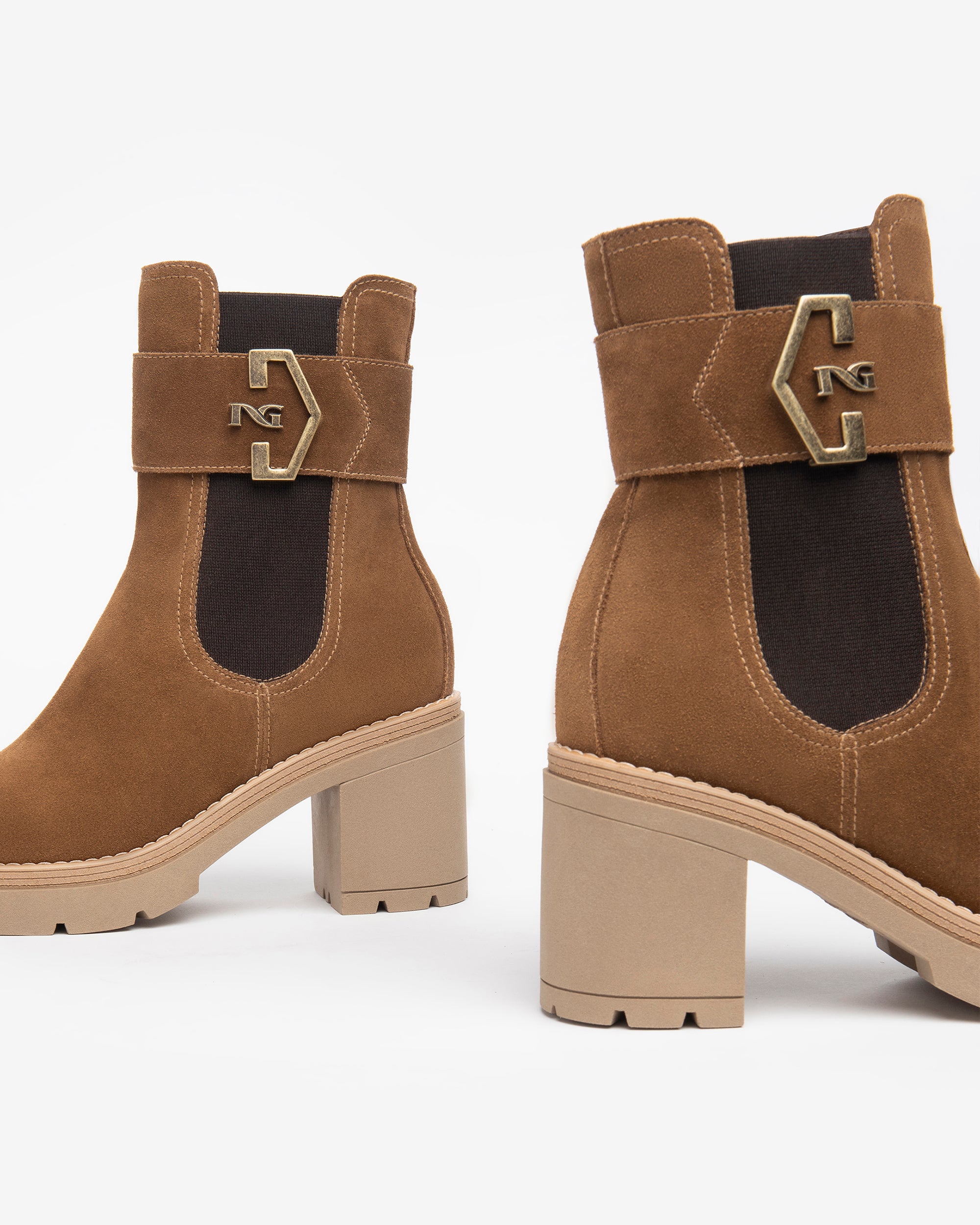 Women’s Suede Chelsea Boots