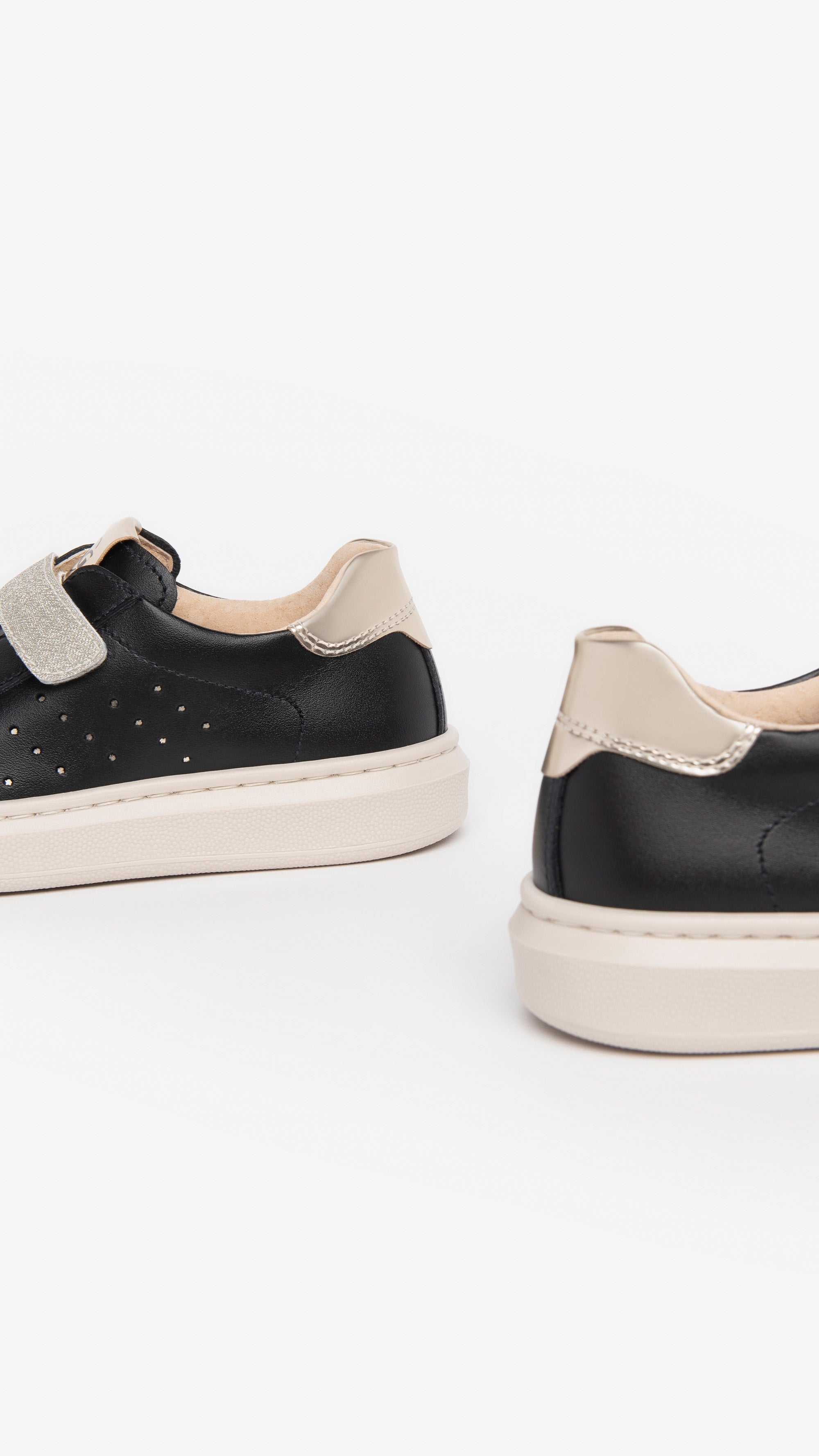 Sneakers Junior da Bambina in Pelle e Tela