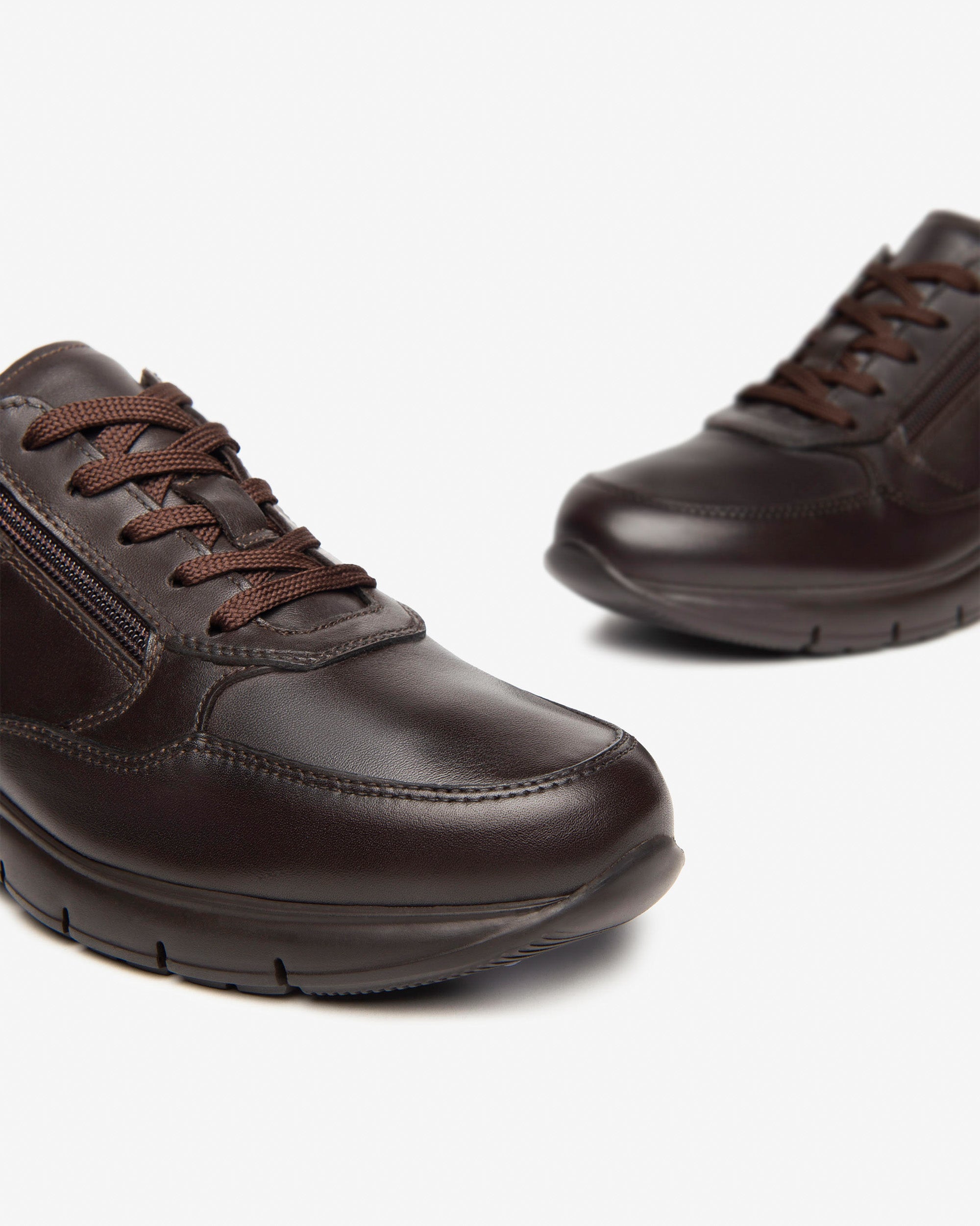 Men’s Leather Sneakers