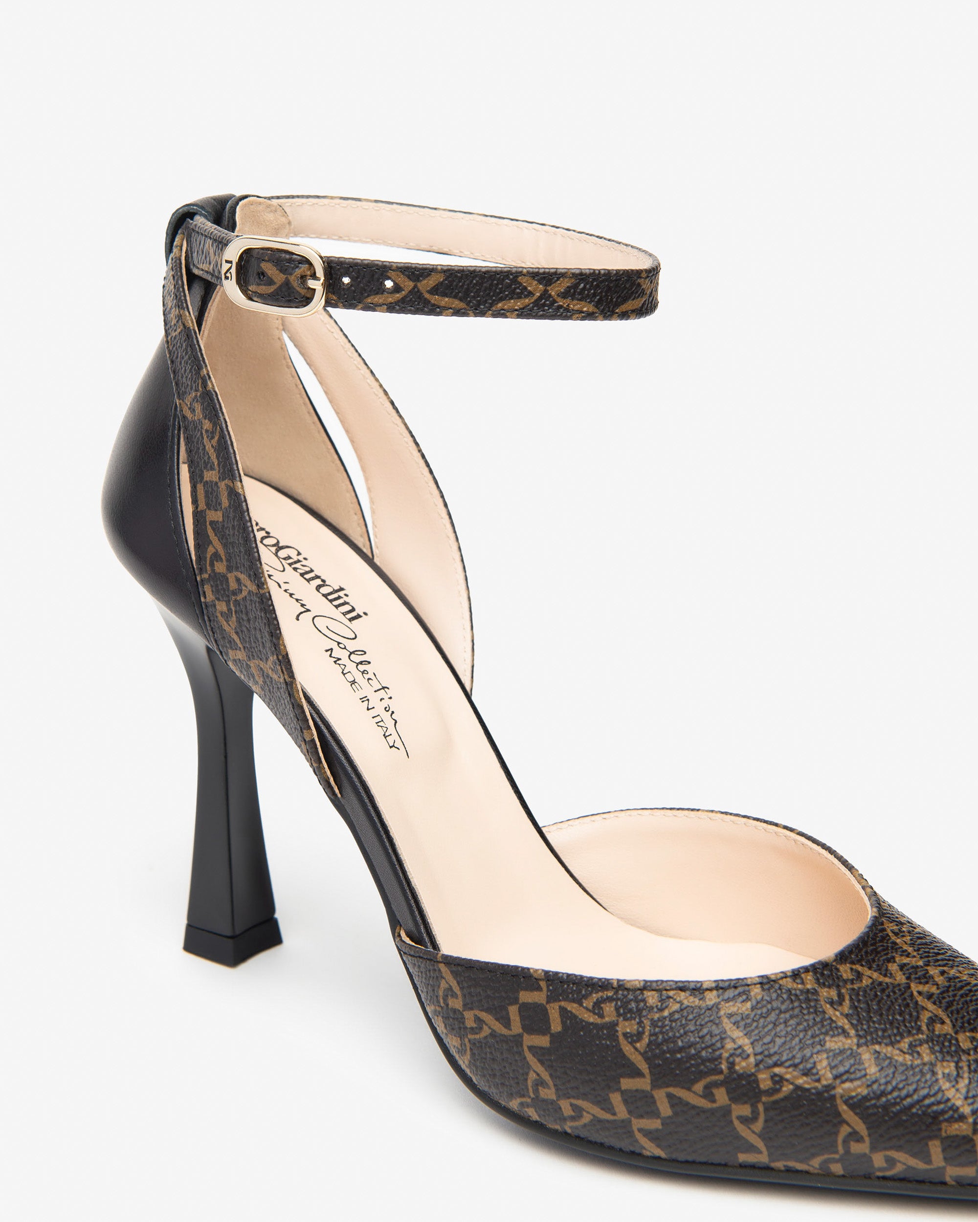 Women's Technical Fabric and Leather Court Shoes