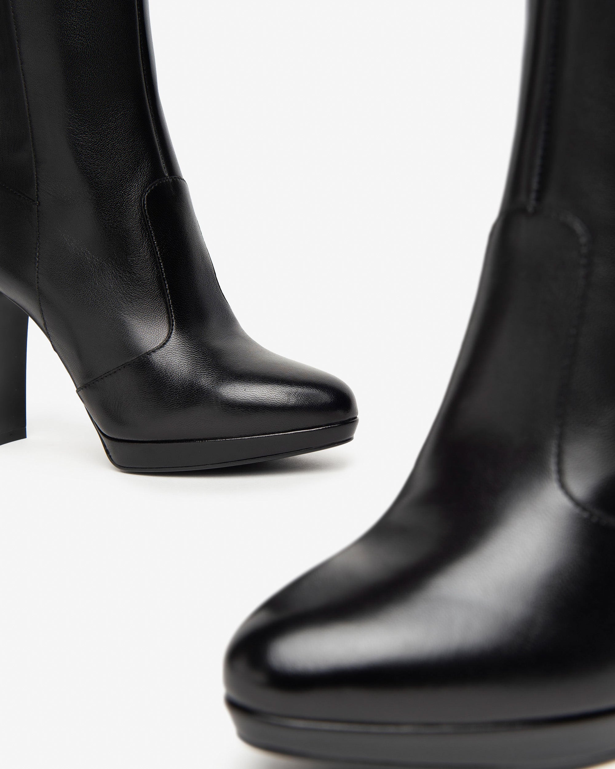 Botas Mujer de Piel y Material Técnico