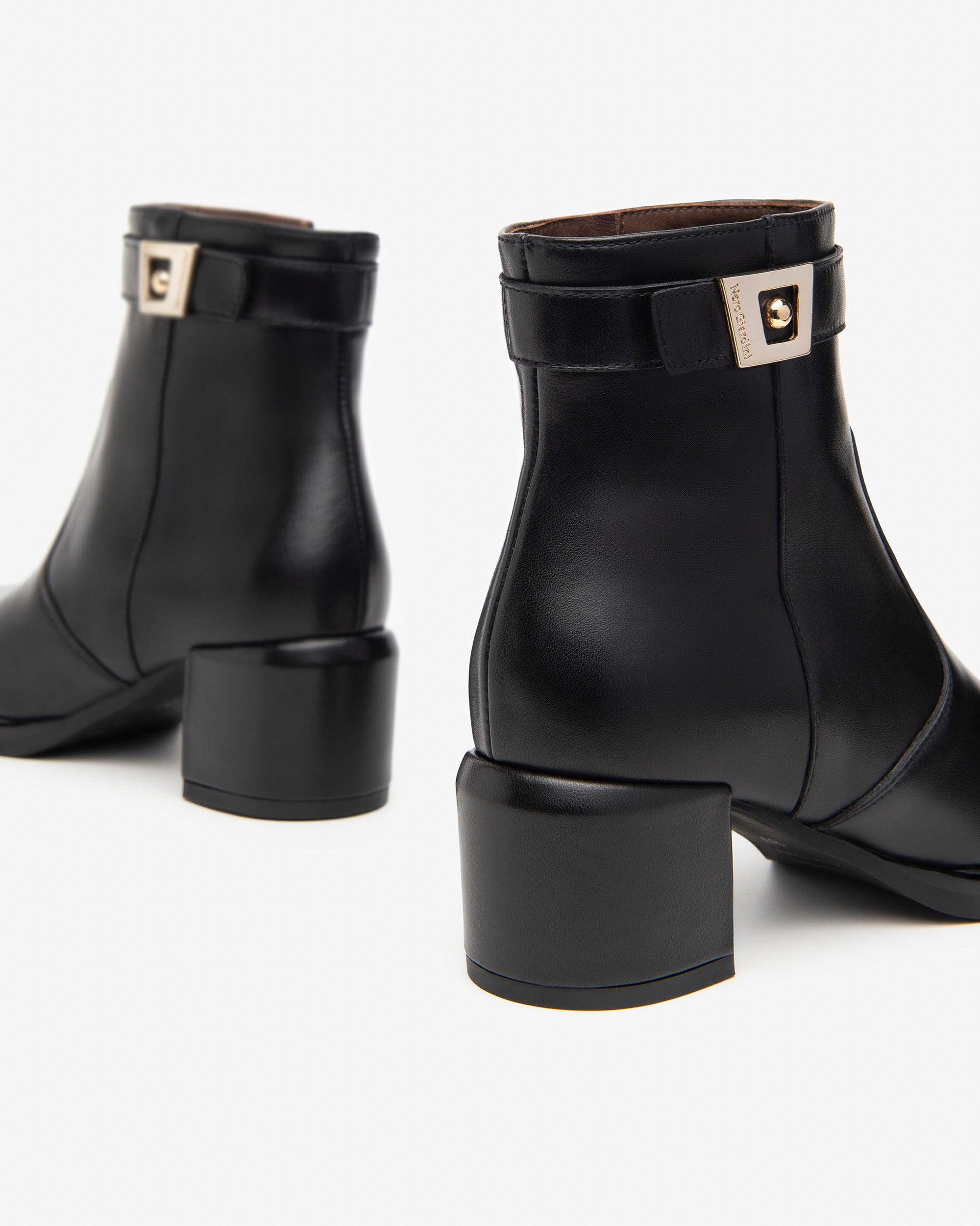 Damen-Stiefelette aus Leder