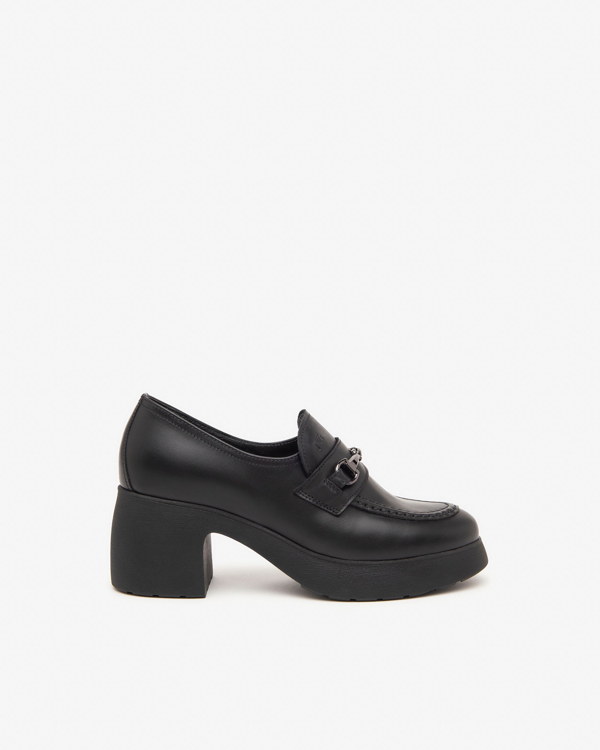 Women’s leather loafers