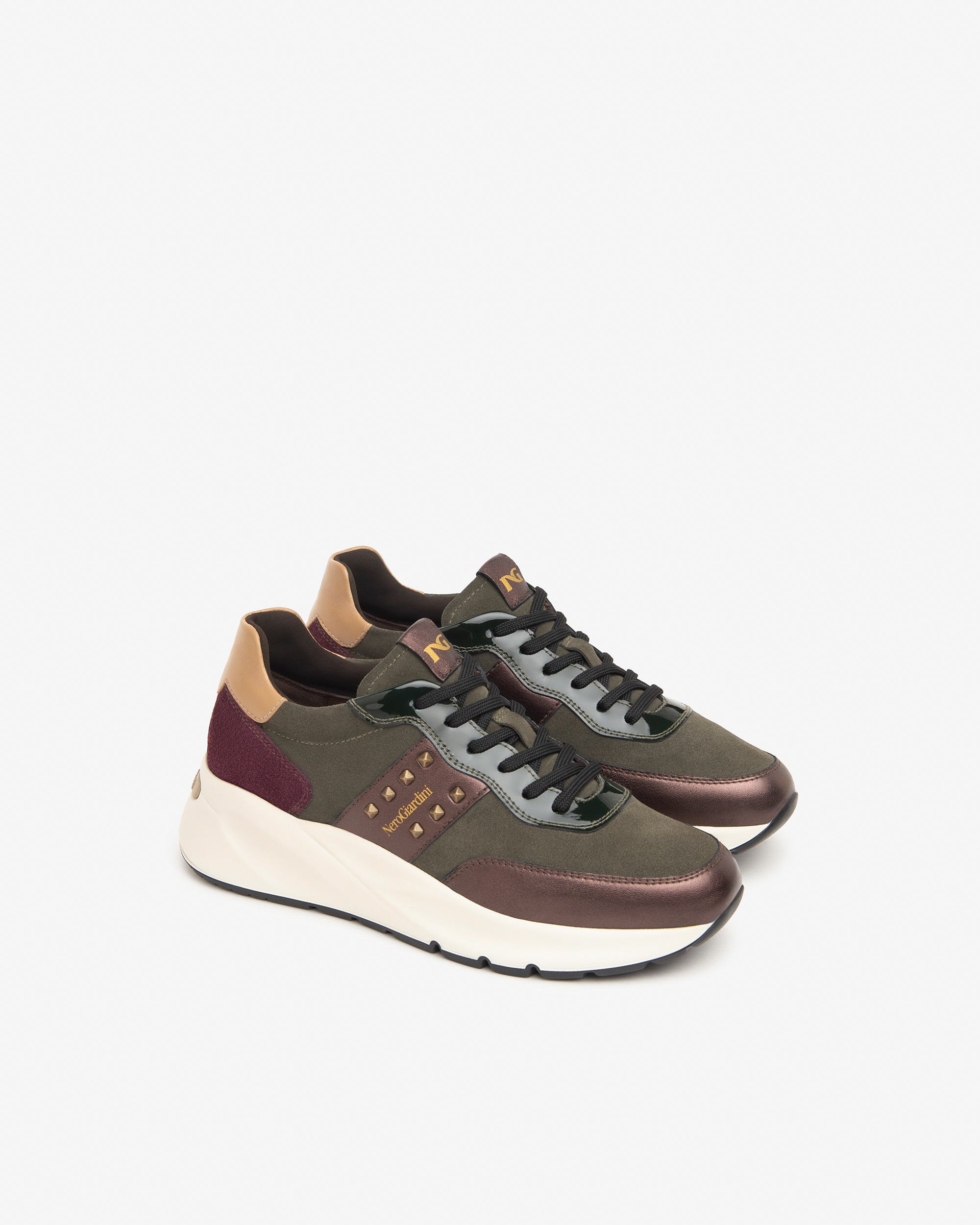 Sneakers Dames in Leder, Suède en Lak