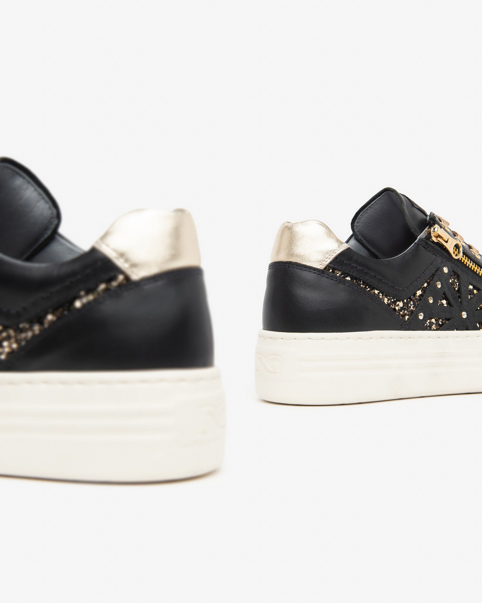Sneakers Donna in Pelle e Materiale Tecnico