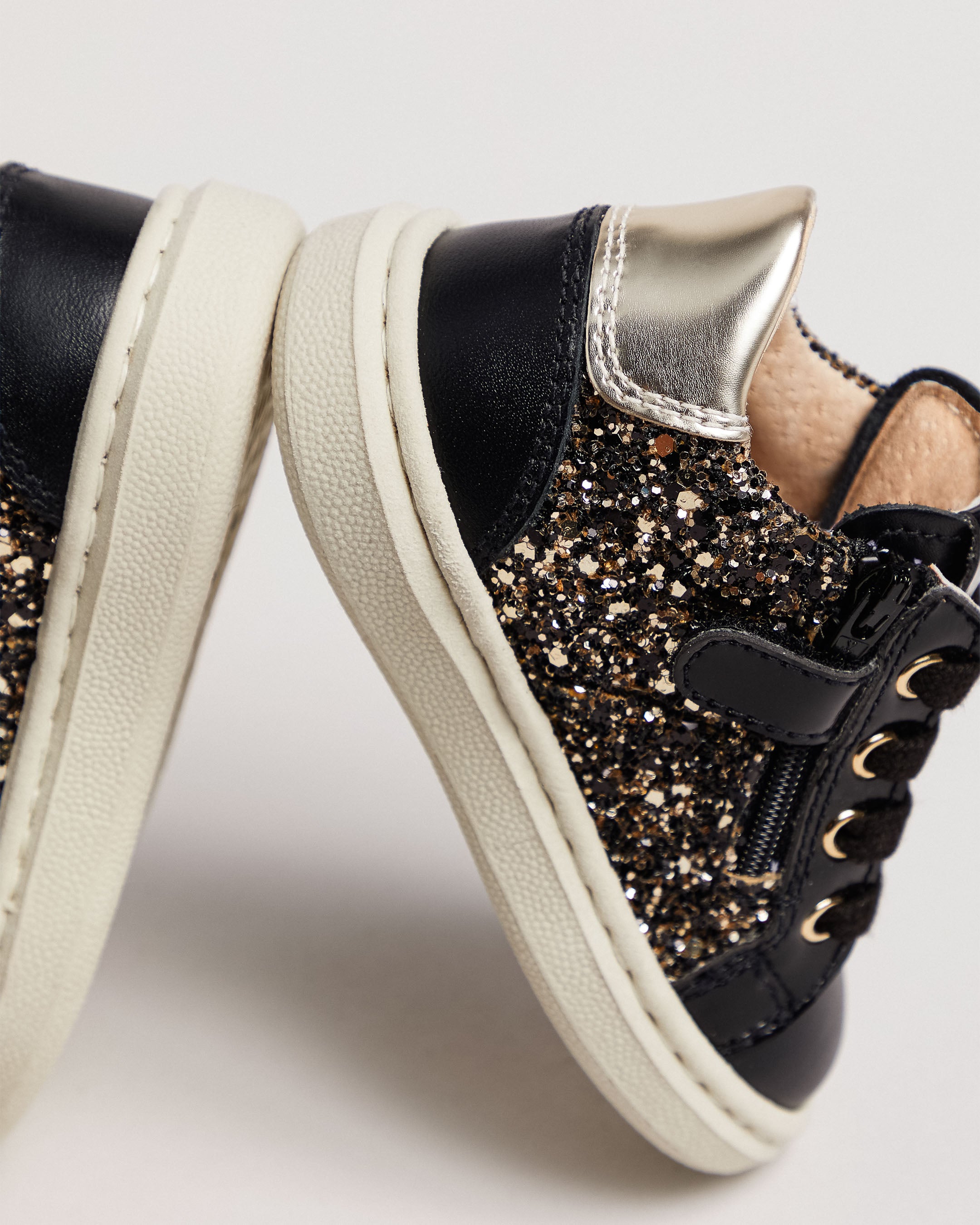 Sneakers Junior da Bambina in Materiale Tecnico e Pelle
