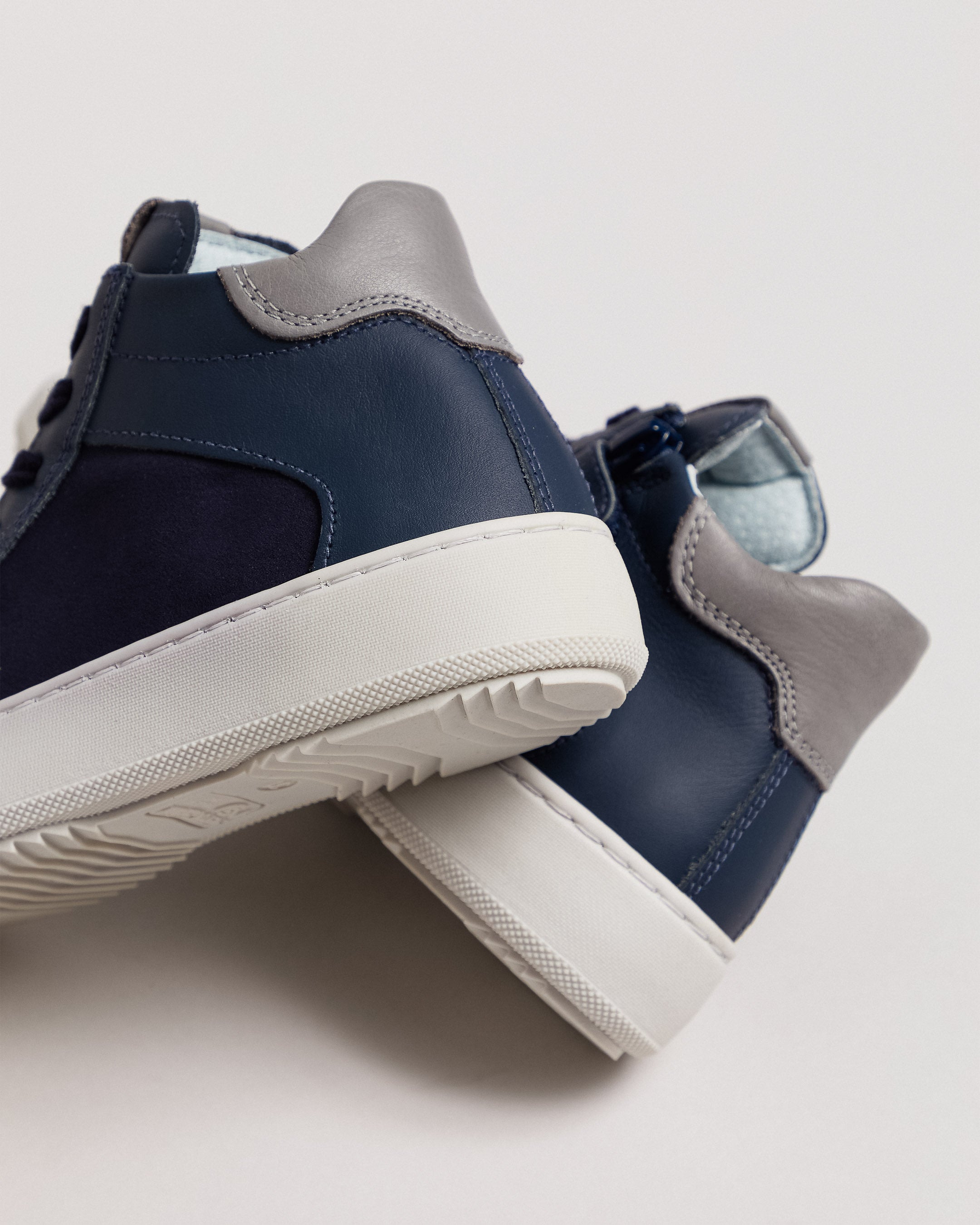 Teen Boys’ Leather and Technical Fabric Sneakers