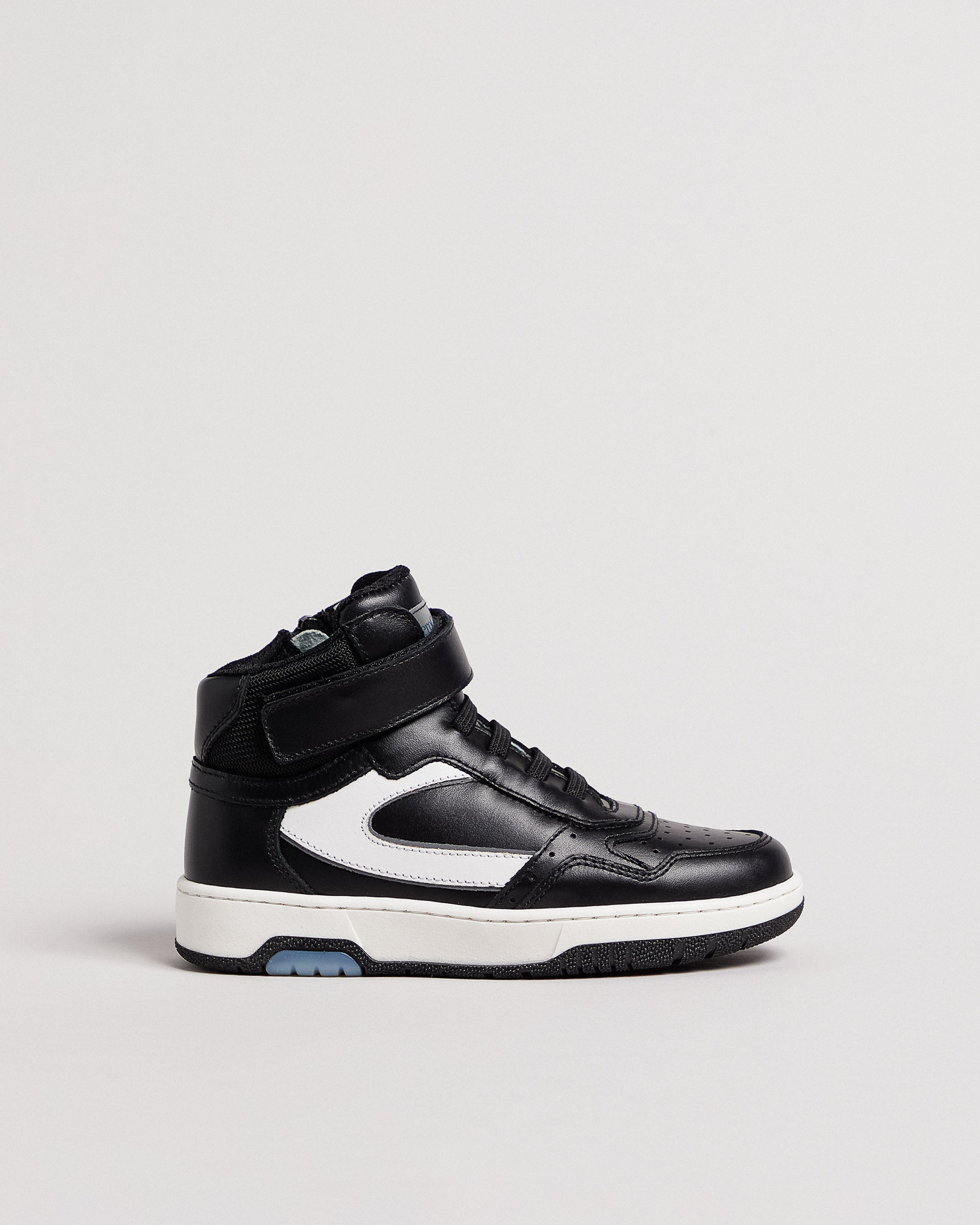 Teen Boys’ Leather Sneakers