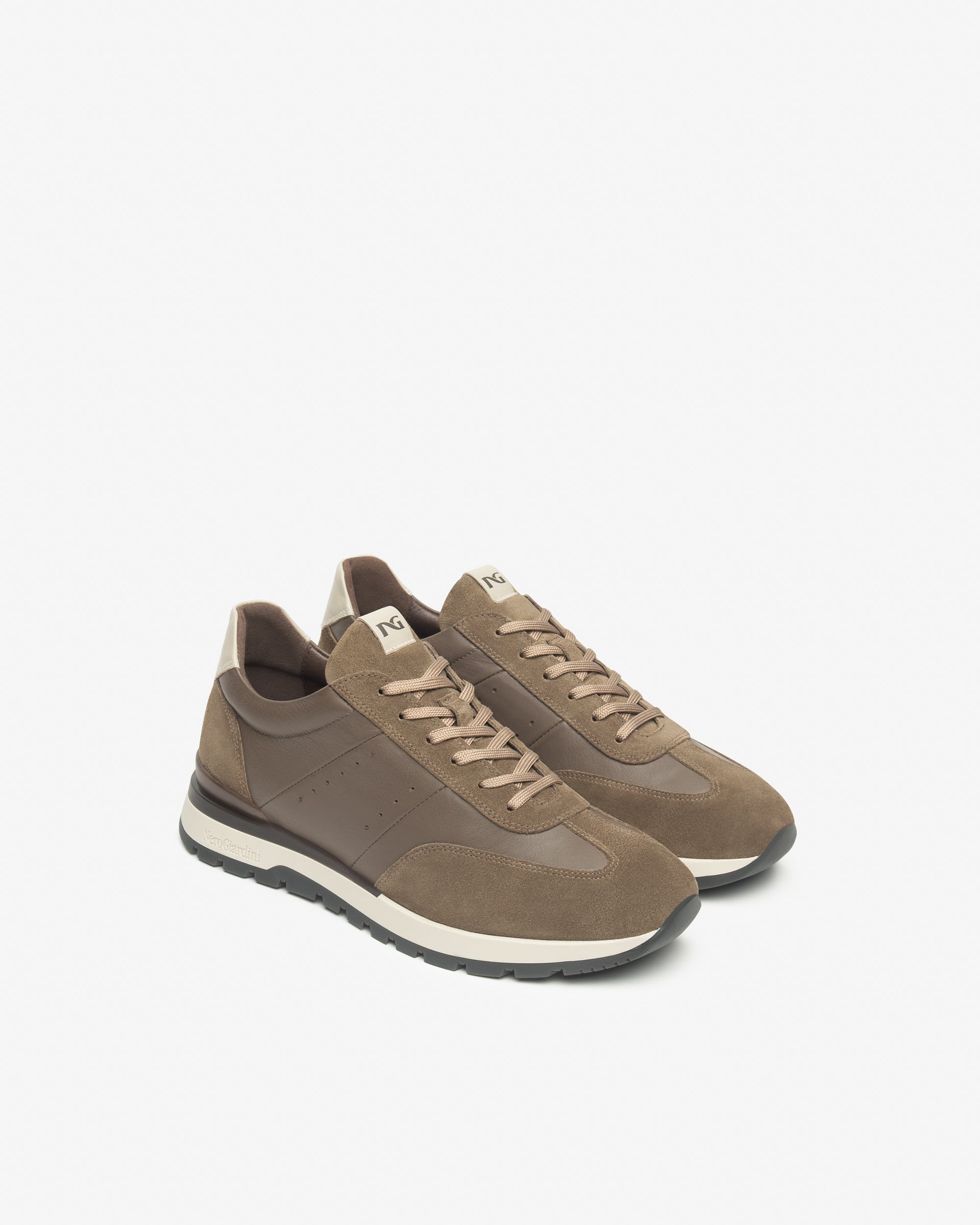 Sneakers Heren in Suède en Leder
