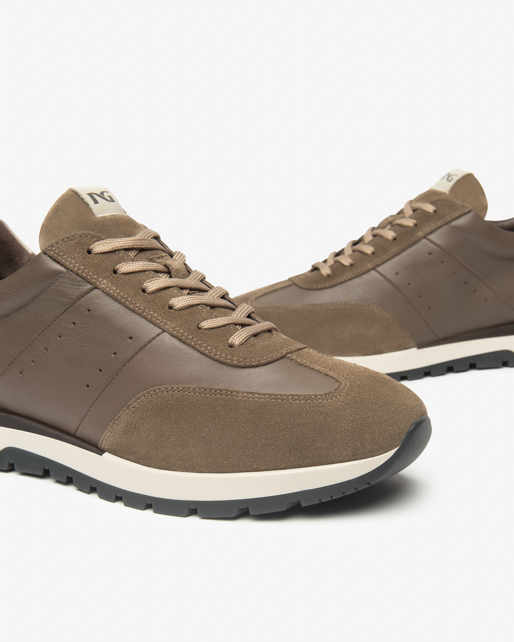 Sneakers Heren in Suède en Leder