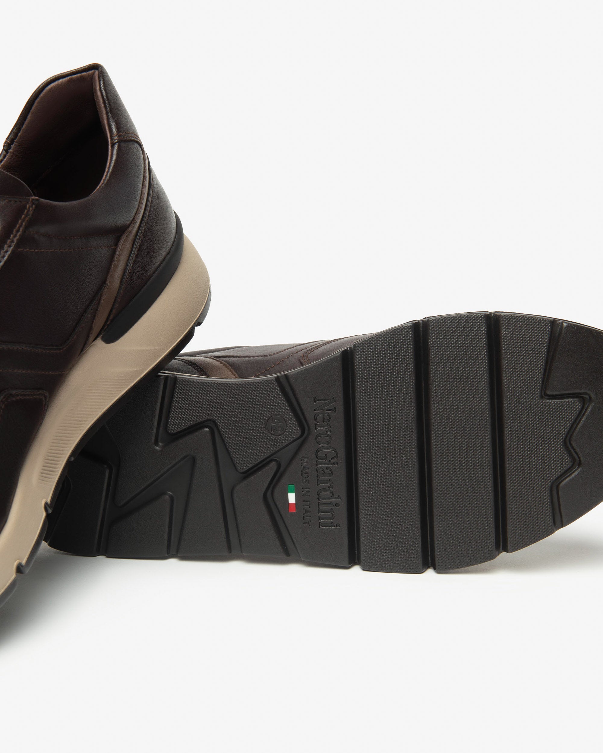 Herrensneakers aus Leder