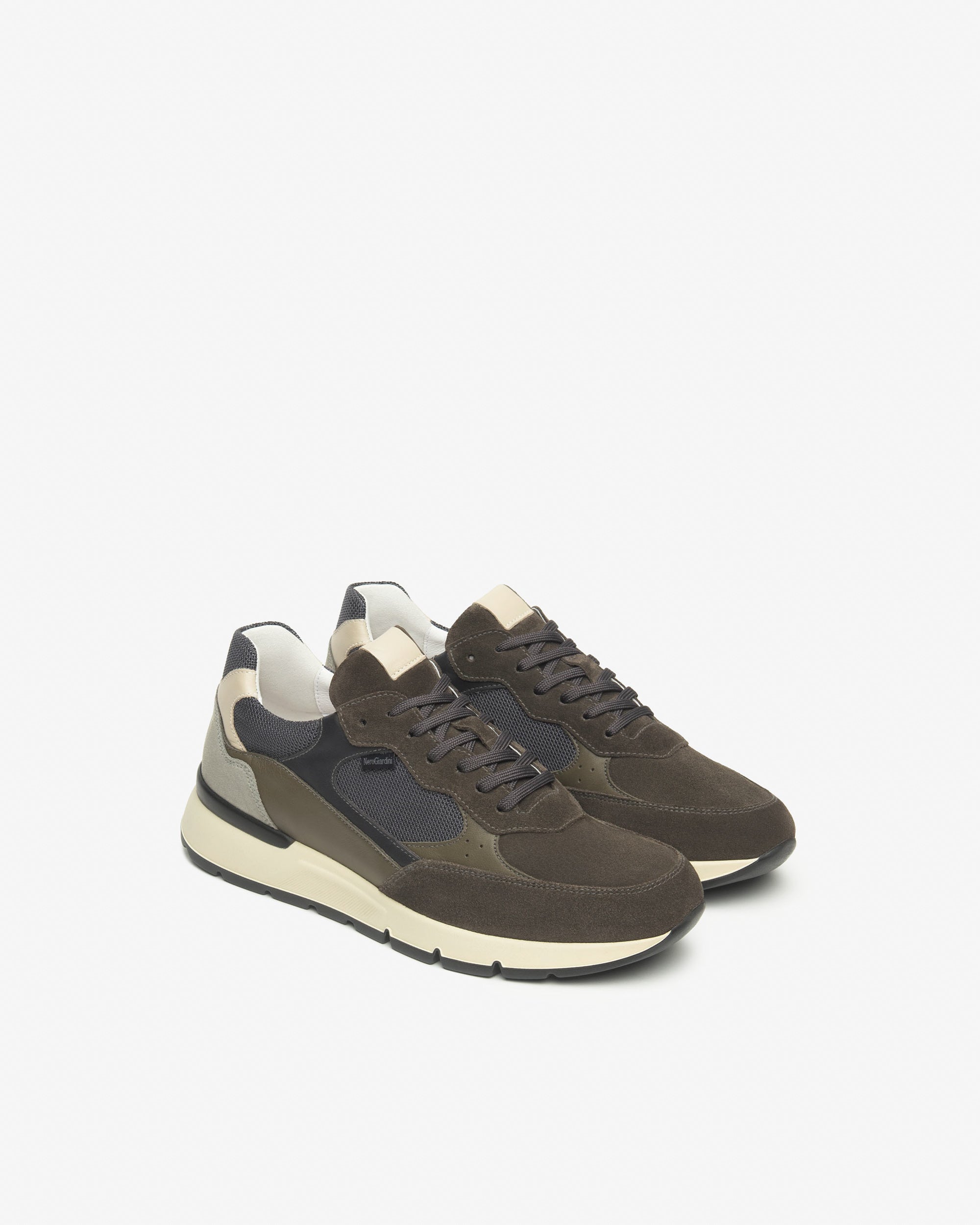 Sneakers Heren in Suède, Leder en Canvas