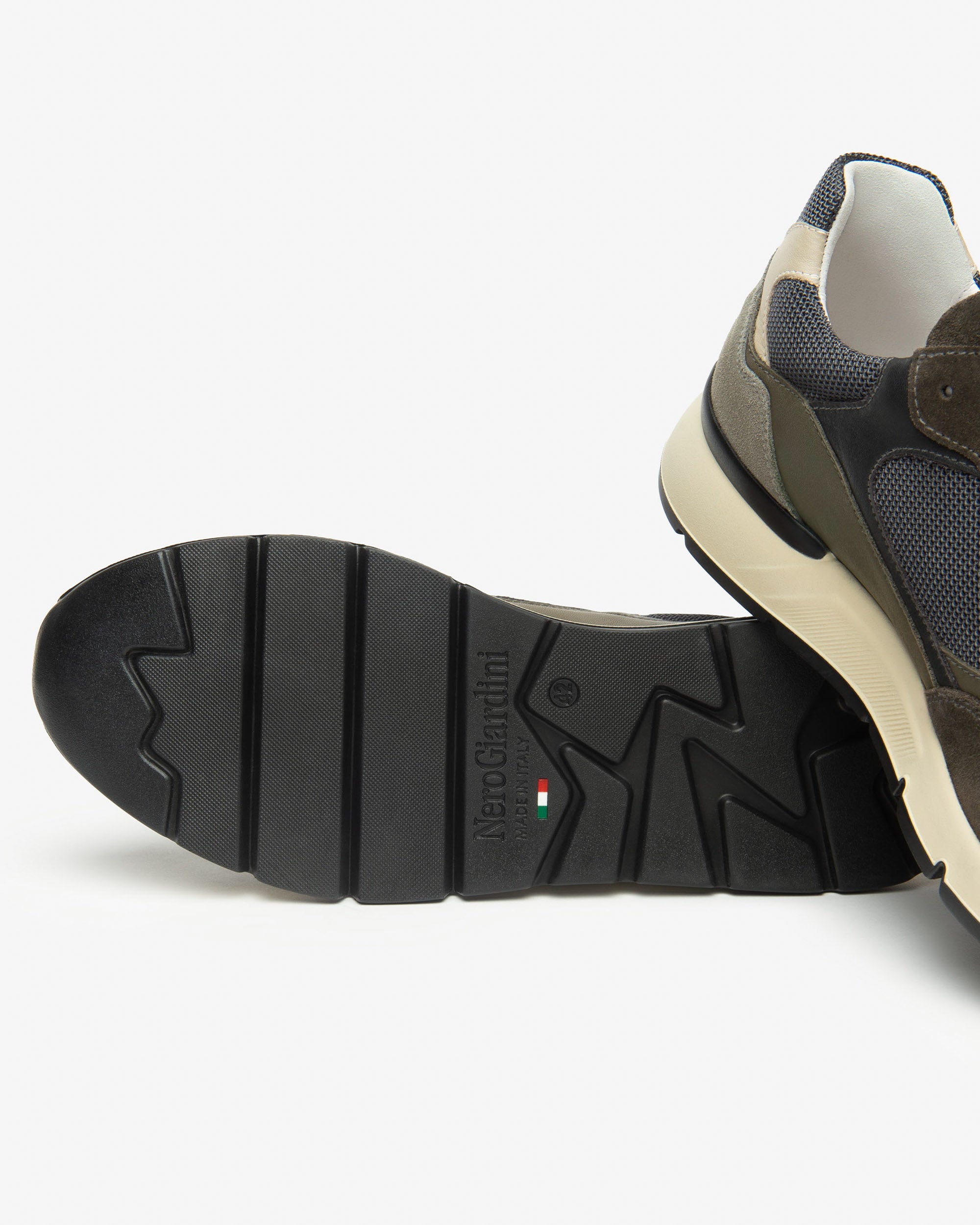 Sneakers Heren in Suède, Leder en Canvas