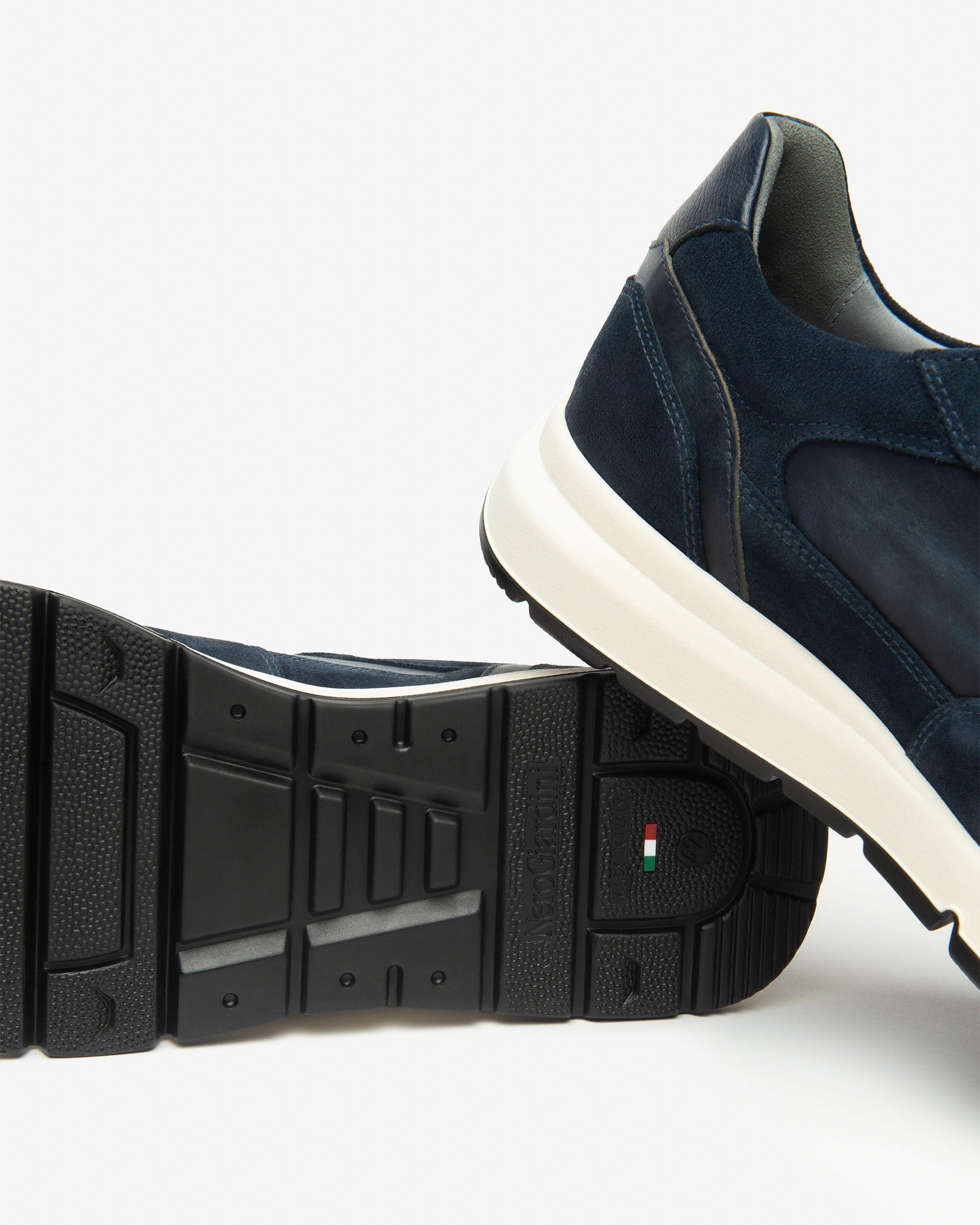 Sneakers Heren in Suède en Leder