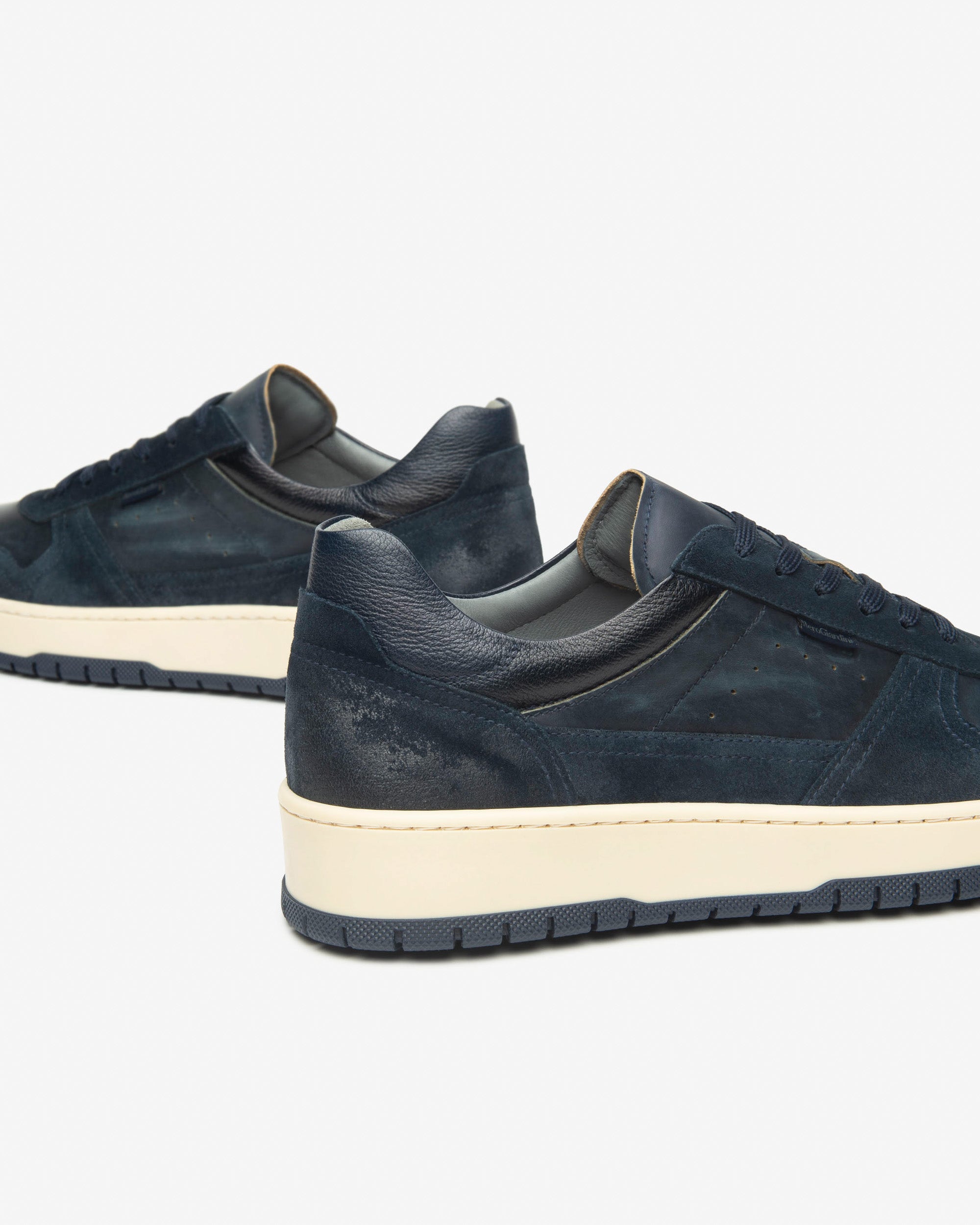 Sneakers Heren in Suède en Leder