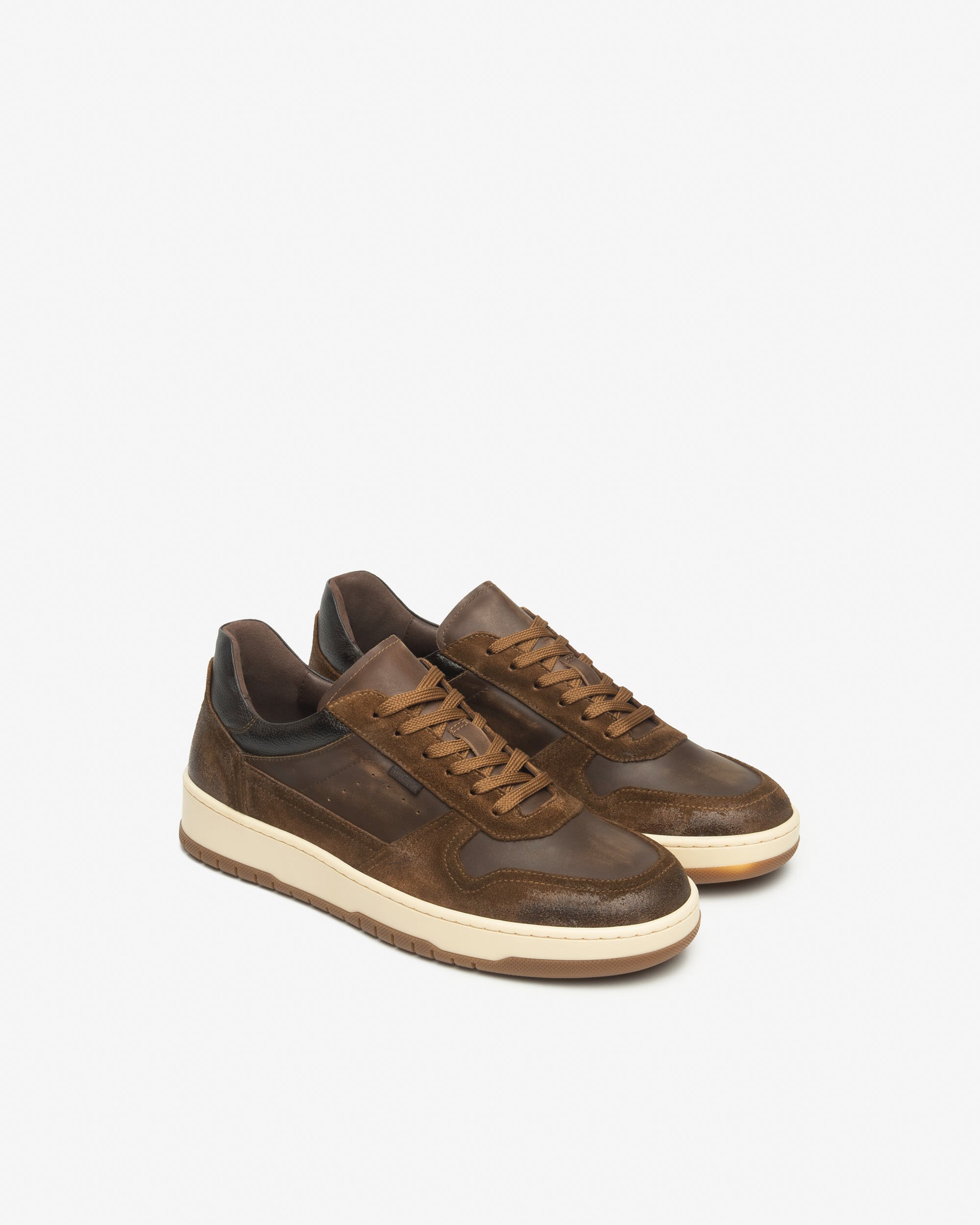 Herrensneakers aus Glatt- und Wildleder