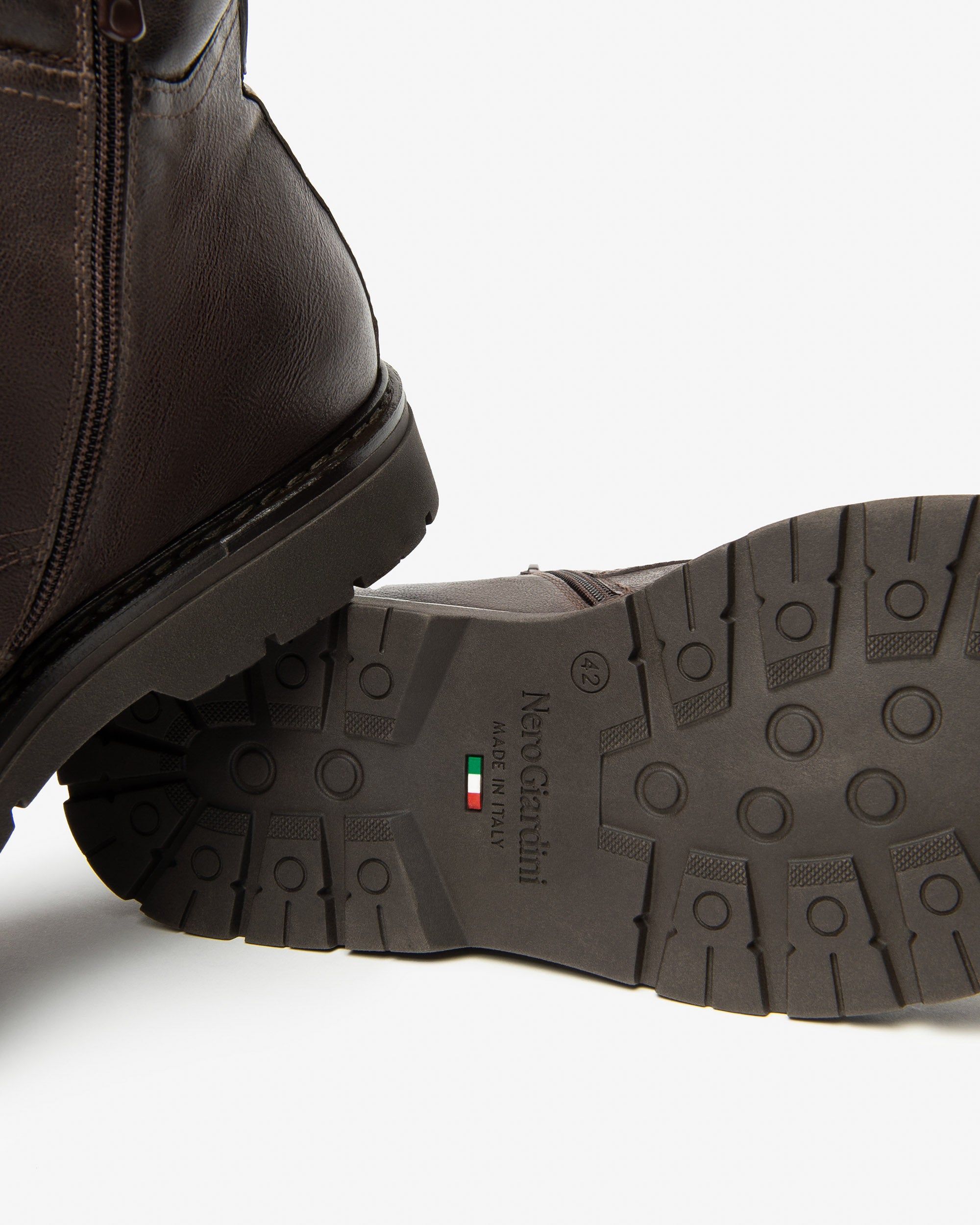 Мужские кожаные ботильоны