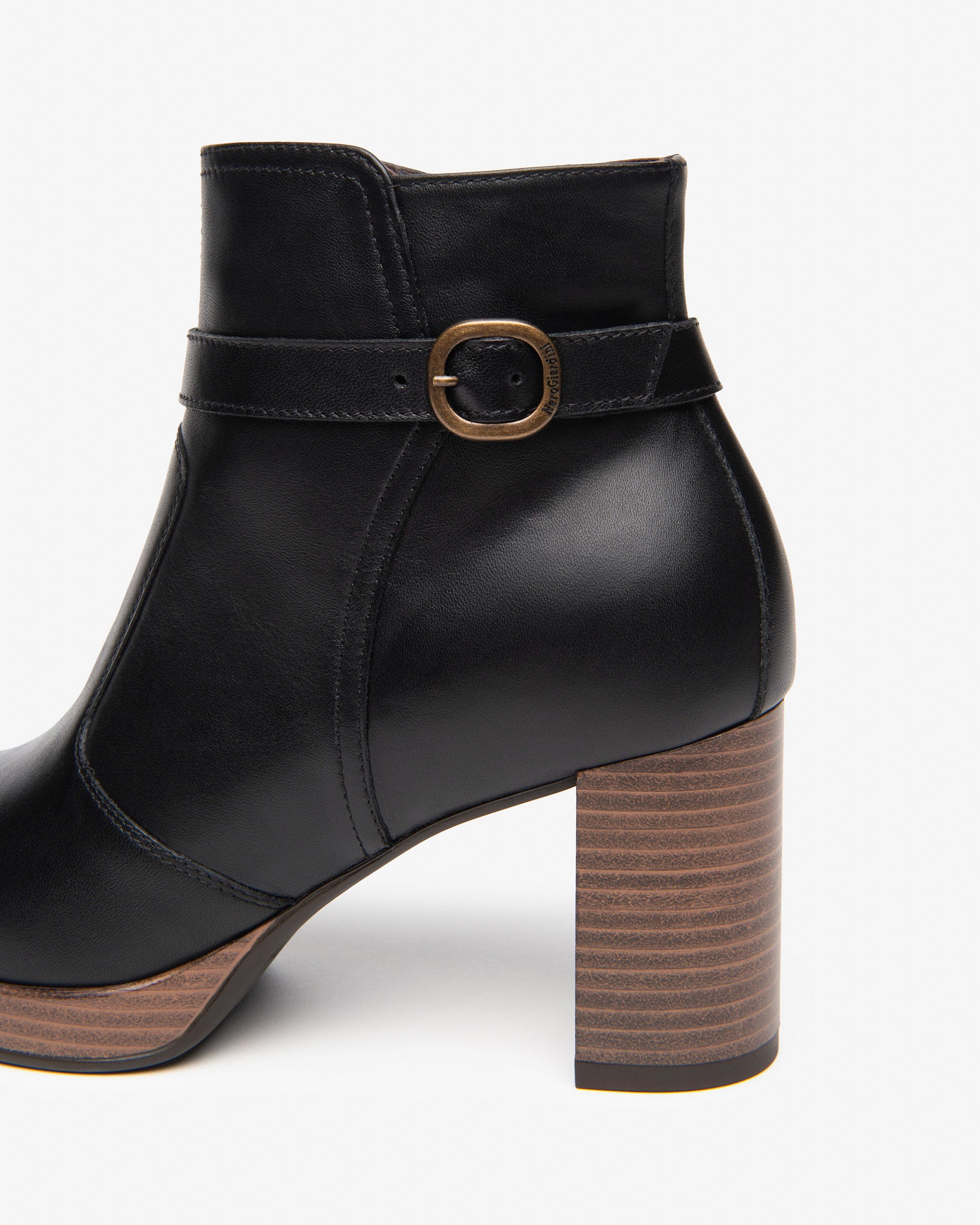 Damen-Stiefelette aus Leder