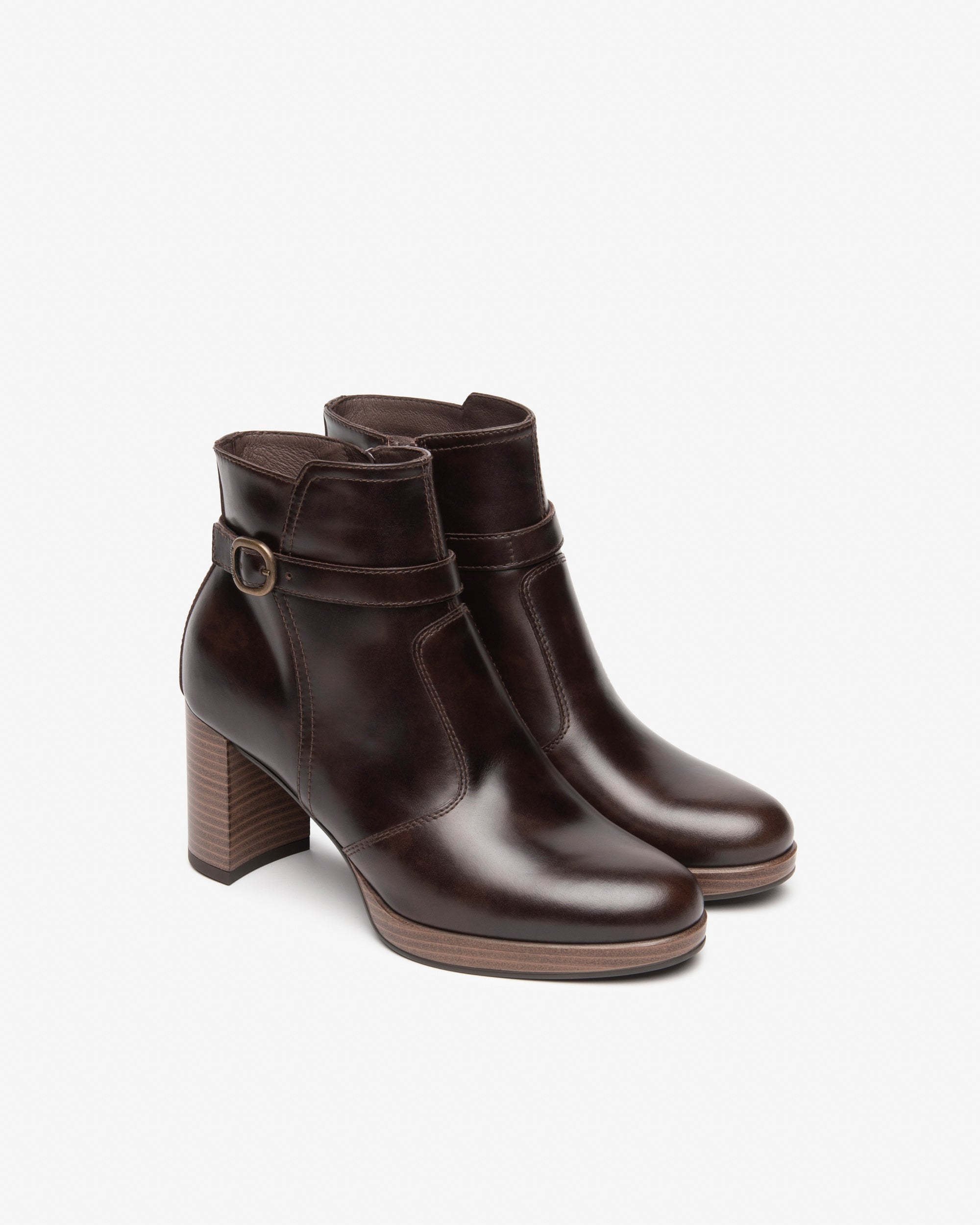 Korte Laarsjes Dames in Leder