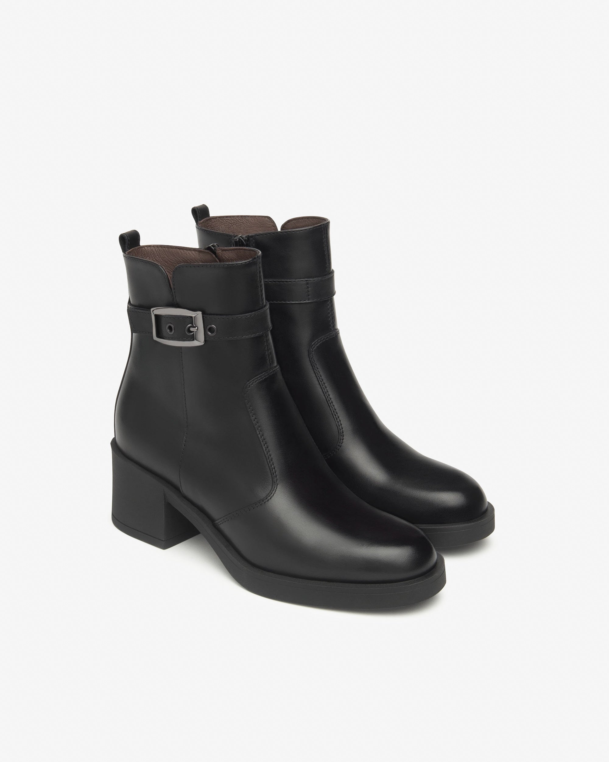 Korte Laarsjes Dames in Leder