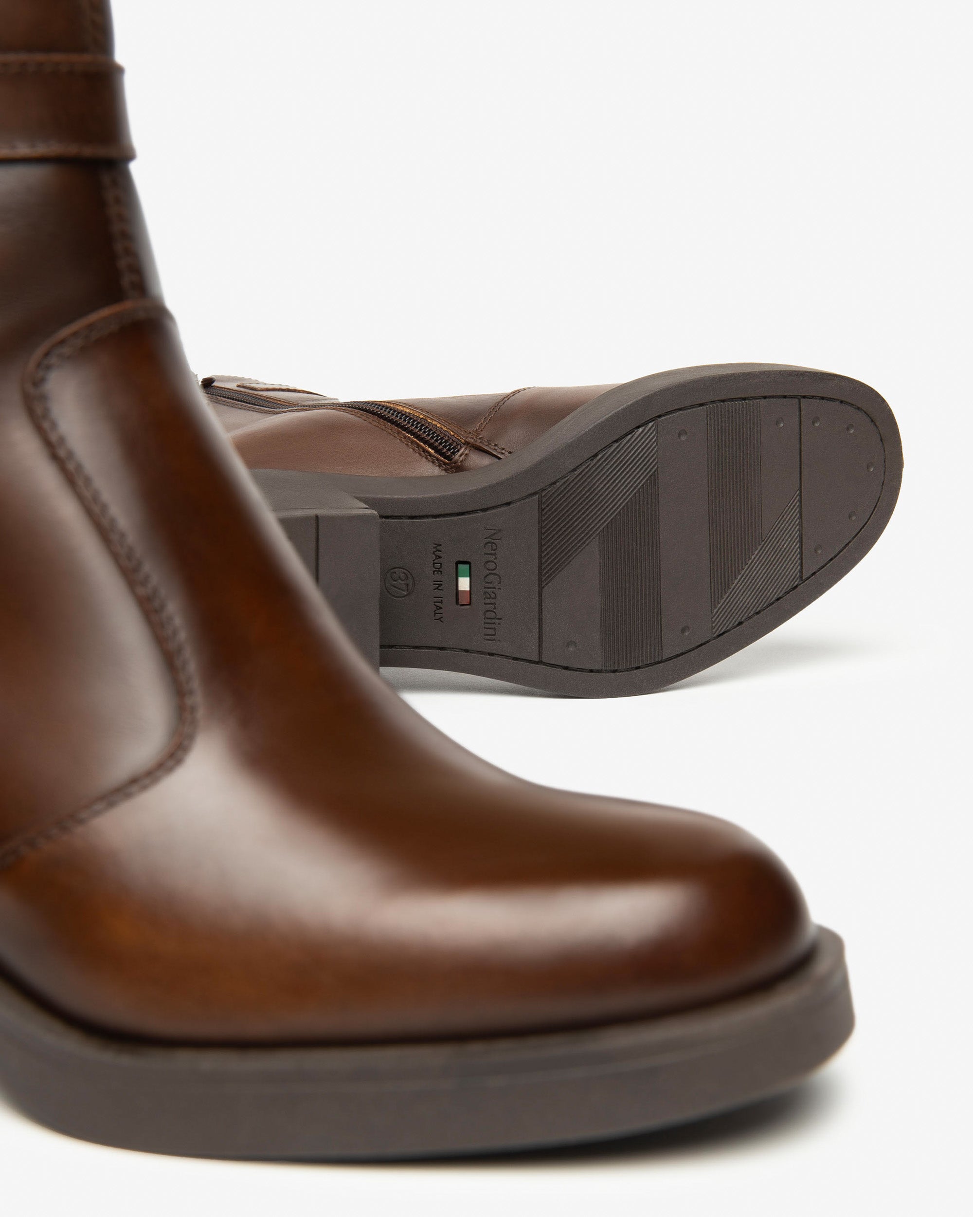 Korte Laarsjes Dames in Leder