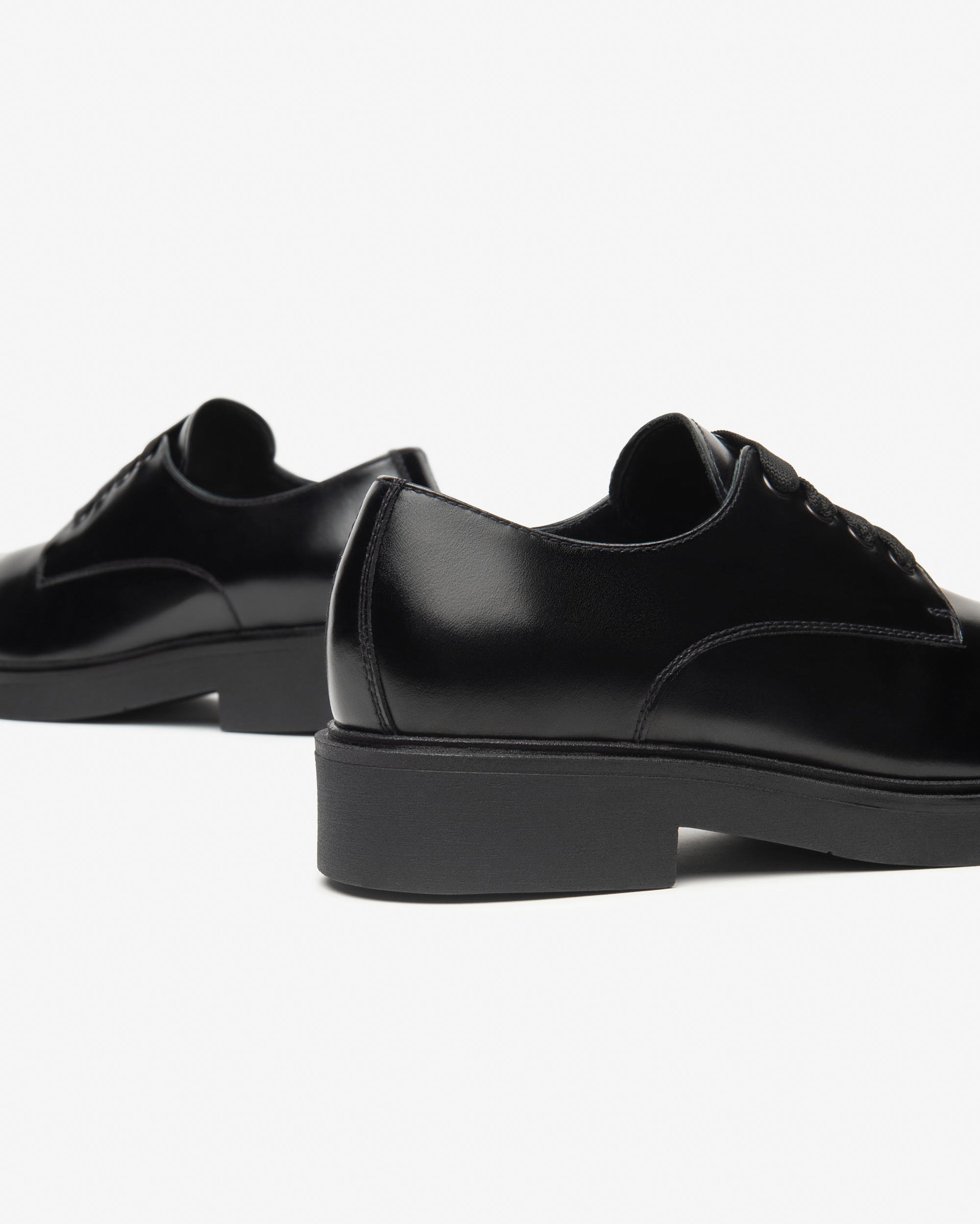 Stringate Donna in Pelle