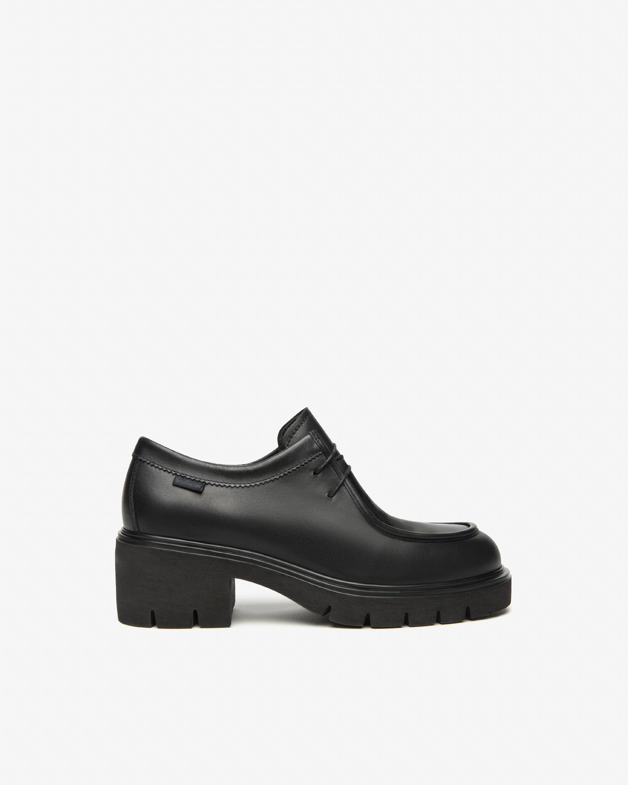 Stringate Donna in Pelle