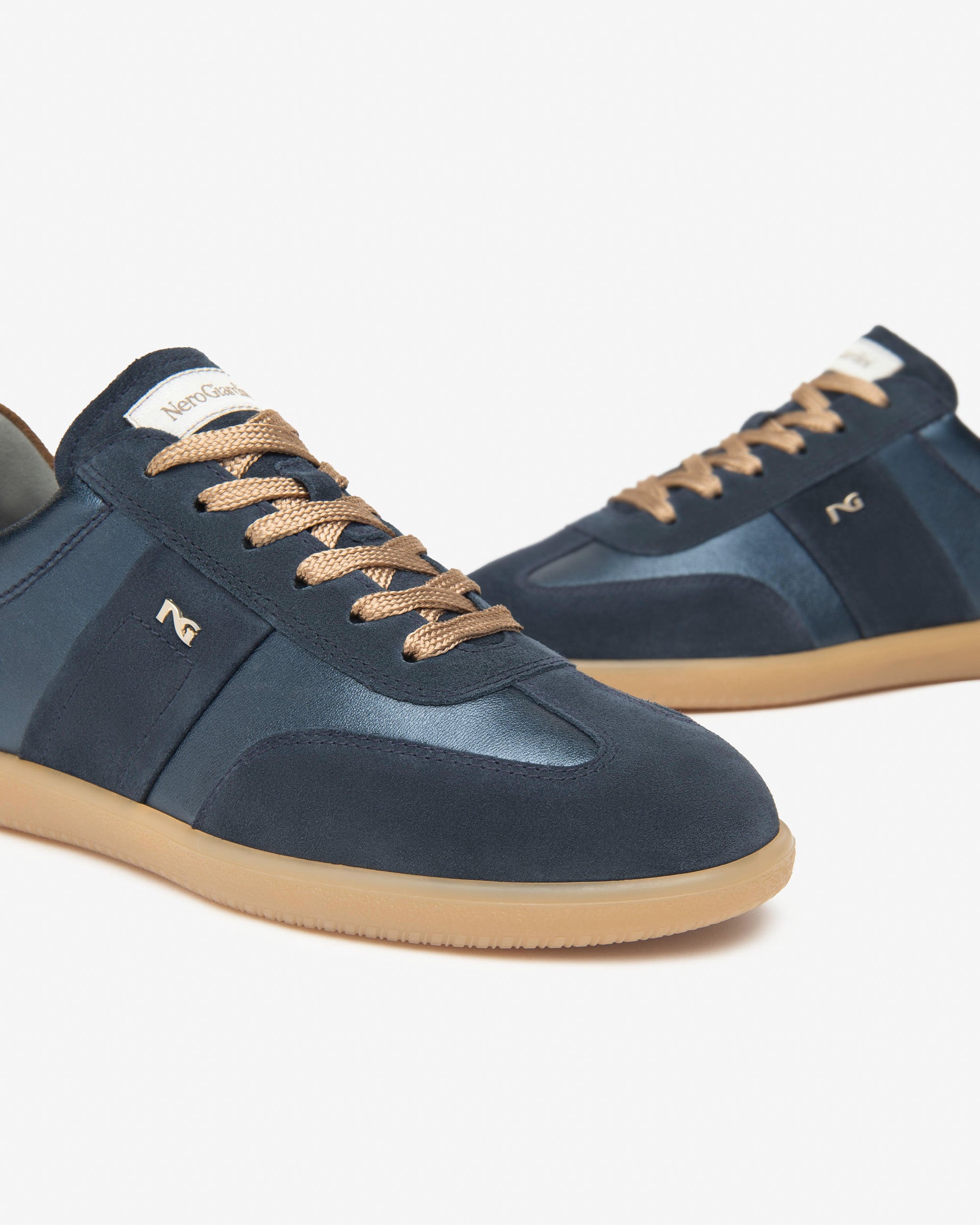 Sneakers Dames in Leder en Suède