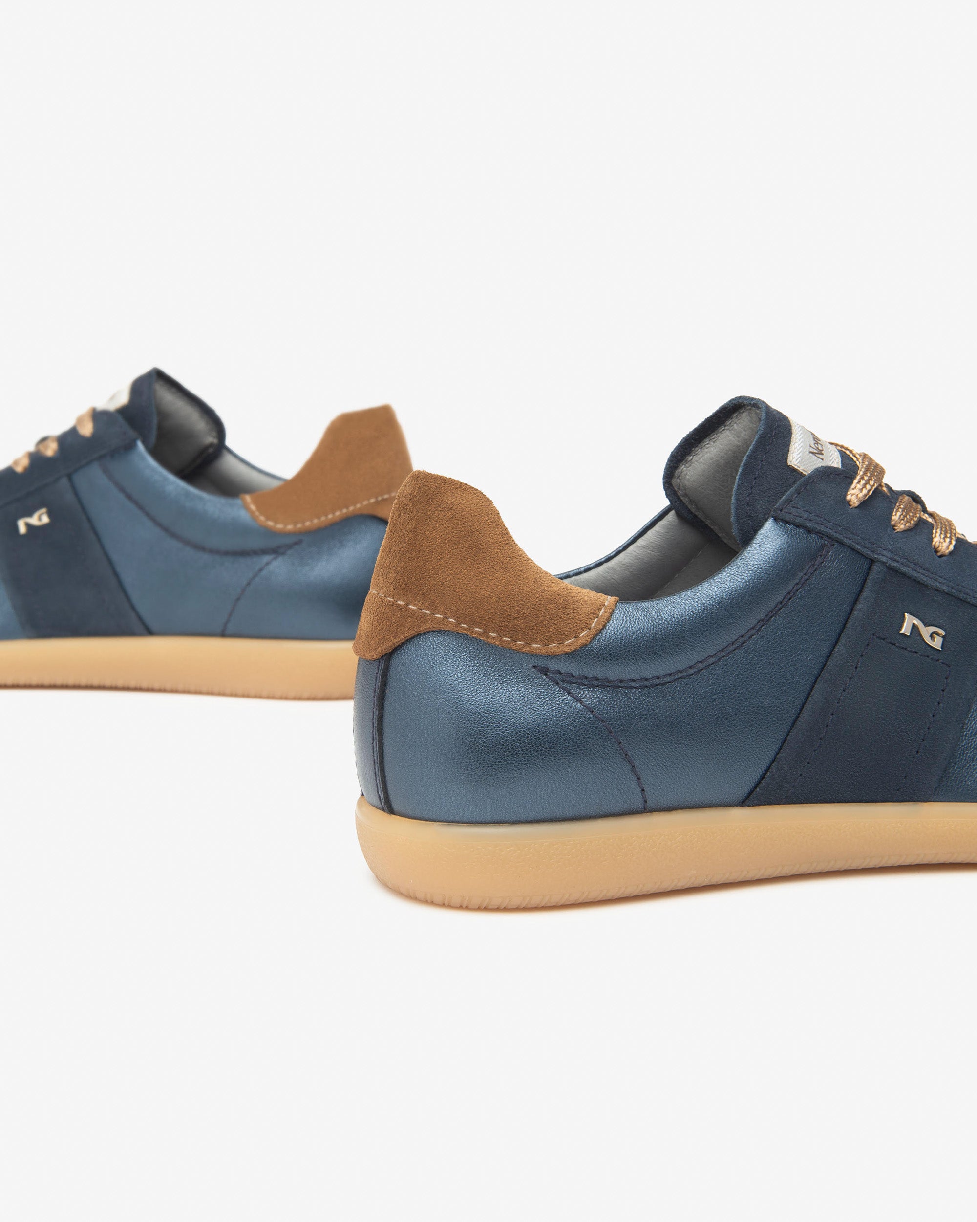 Sneakers Dames in Leder en Suède