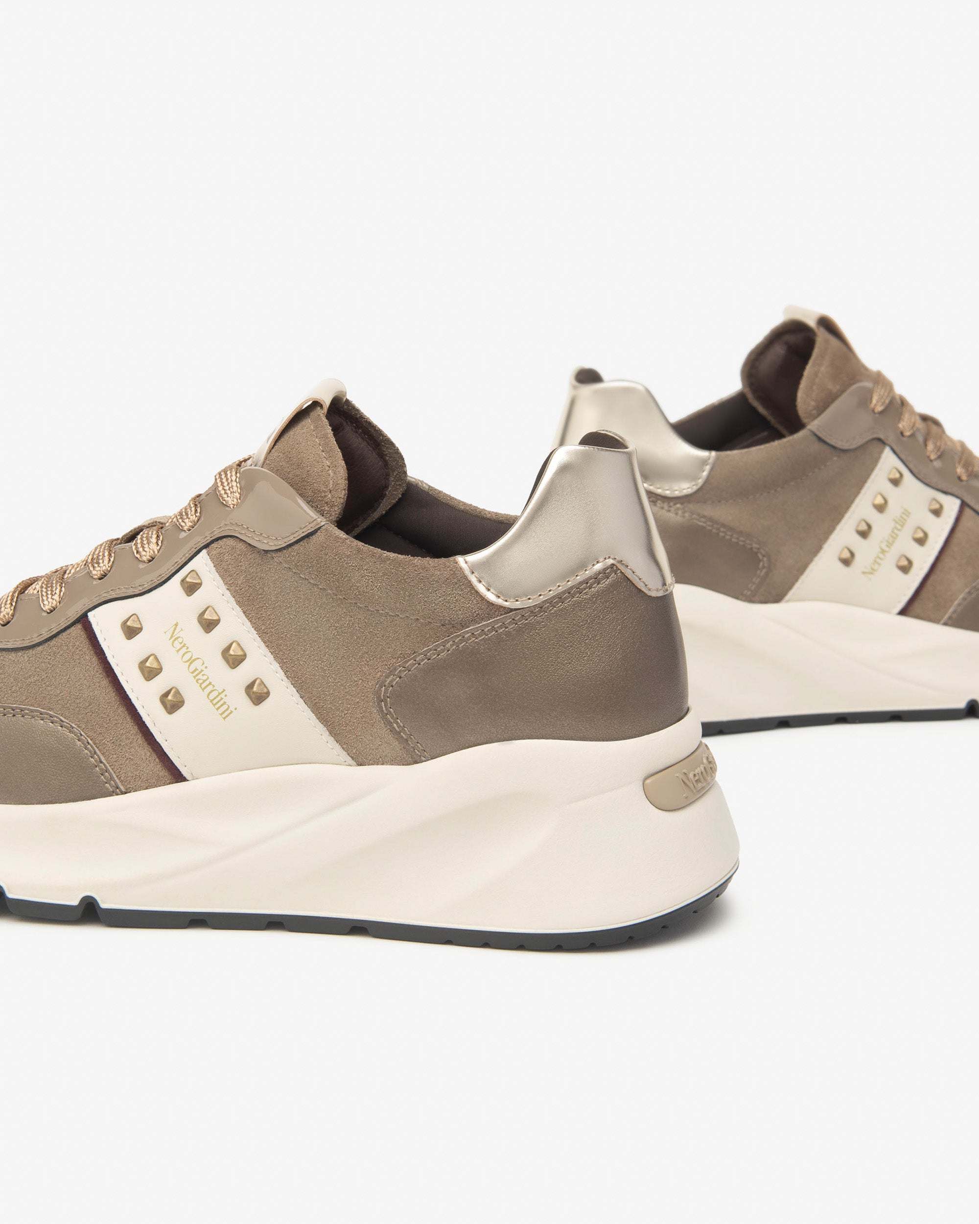 Sneakers Dames in Leder, Suède en Technisch Materiaal