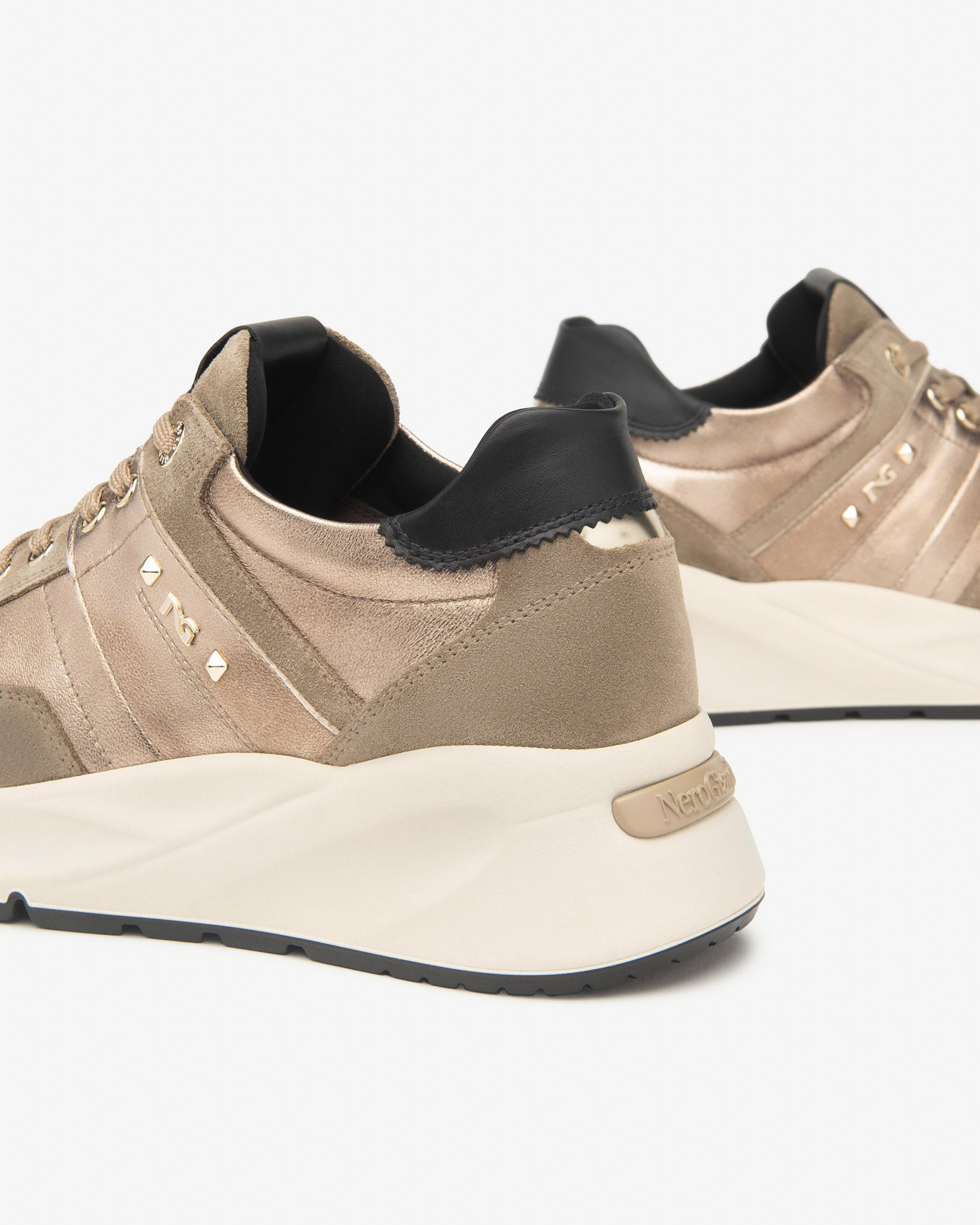 Sneakers Dames in Suède, Leder en Technisch materiaal