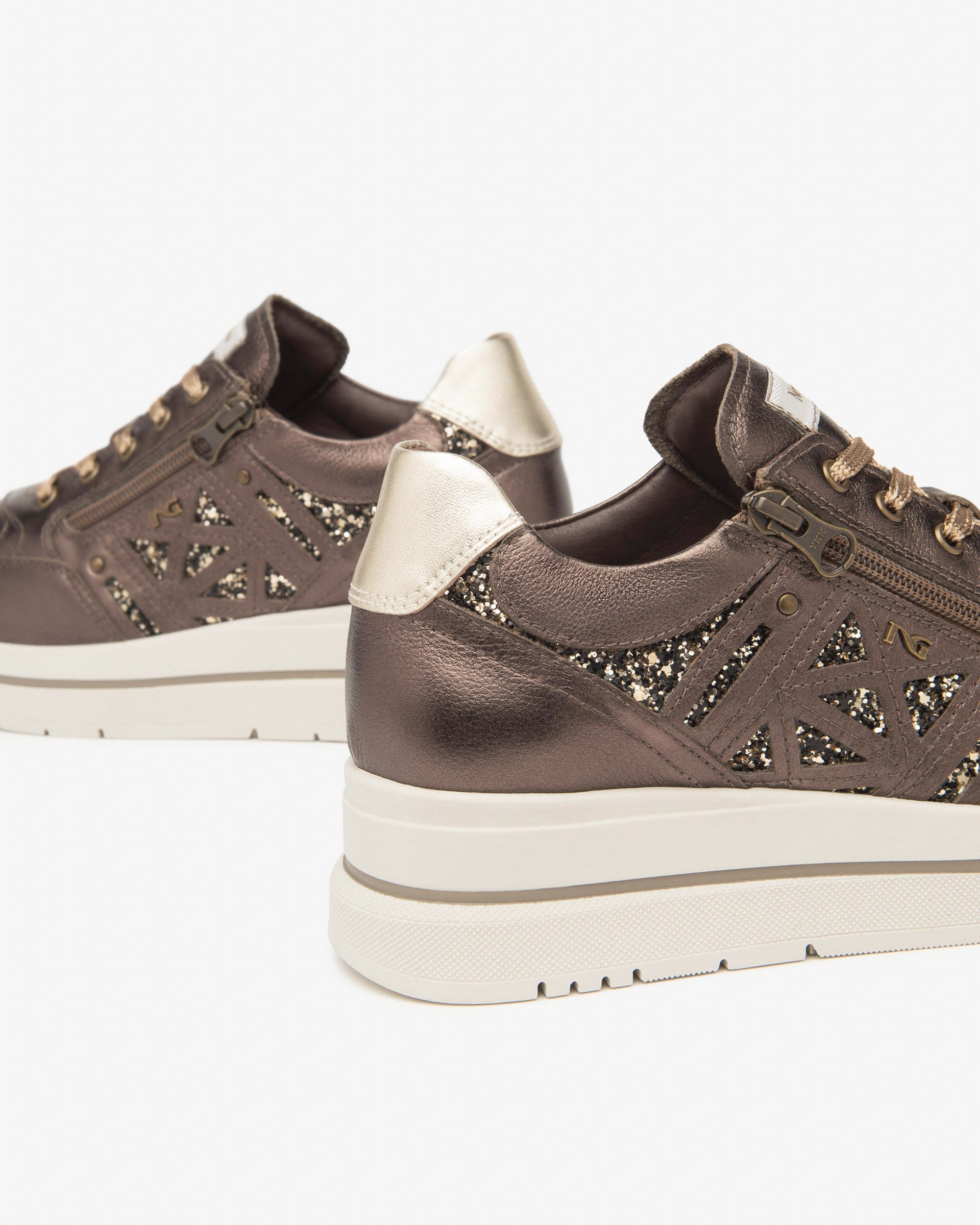 Sneakers Dames in Leder en Technisch Materiaal