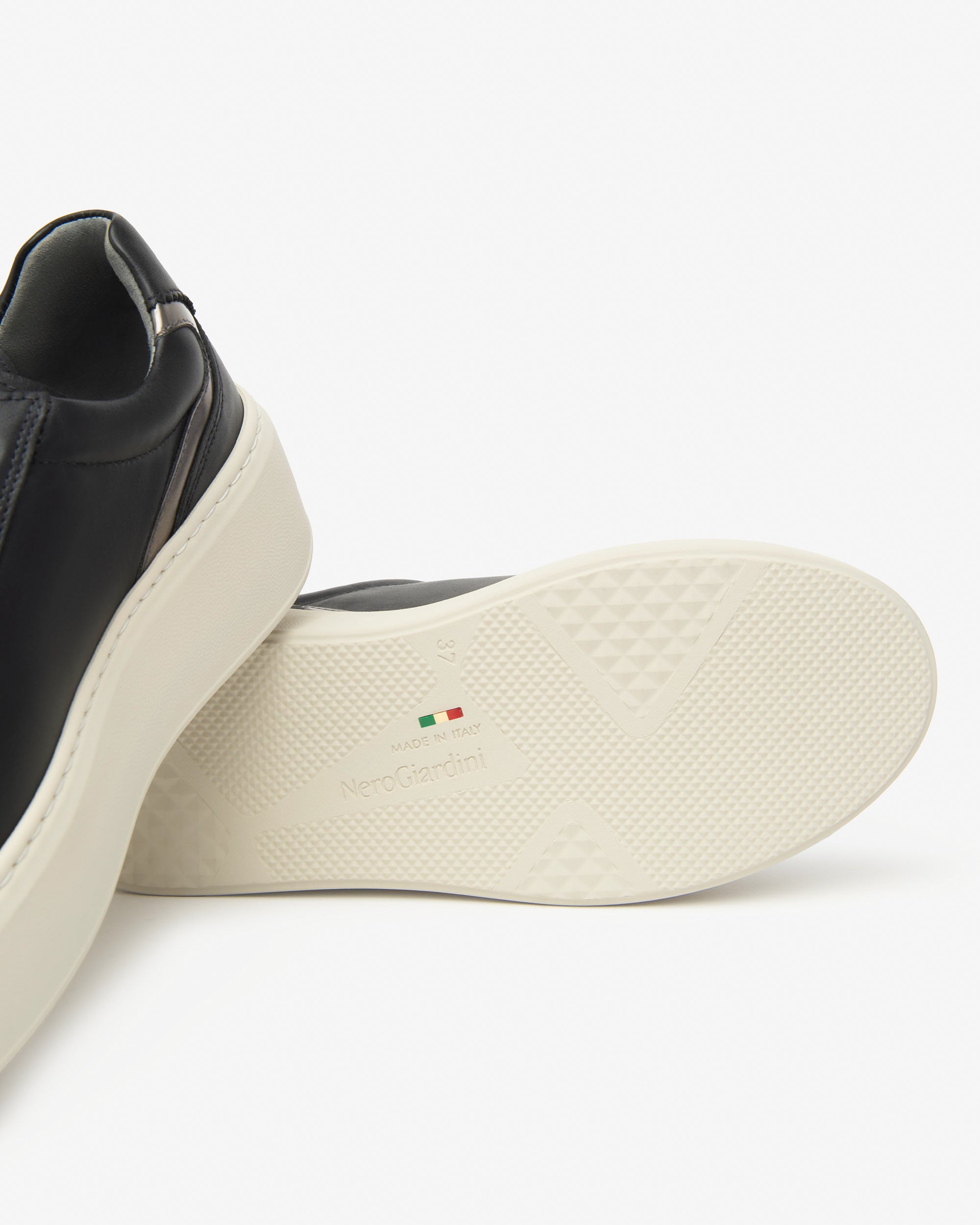 Sneakers Dames in Leder en Technisch Materiaal