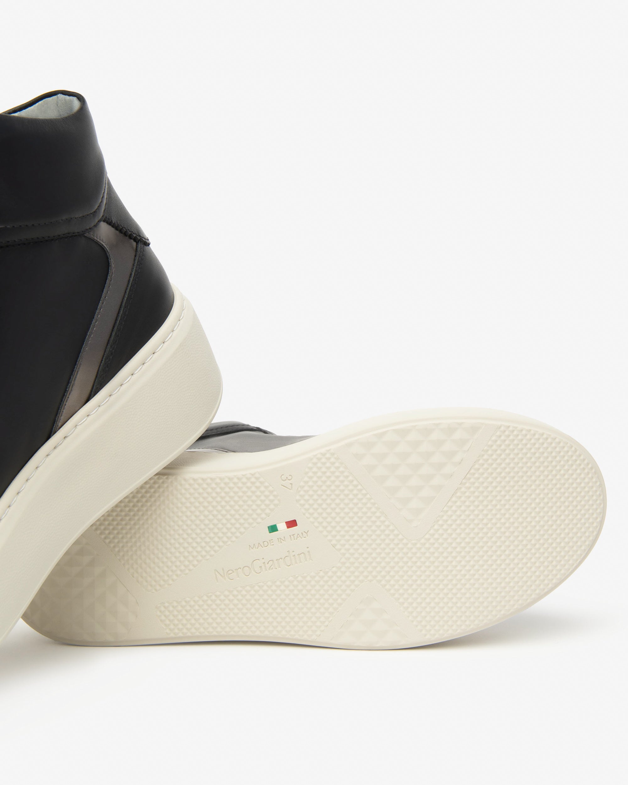 Sneakers Dames in Leder en Technisch Materiaal