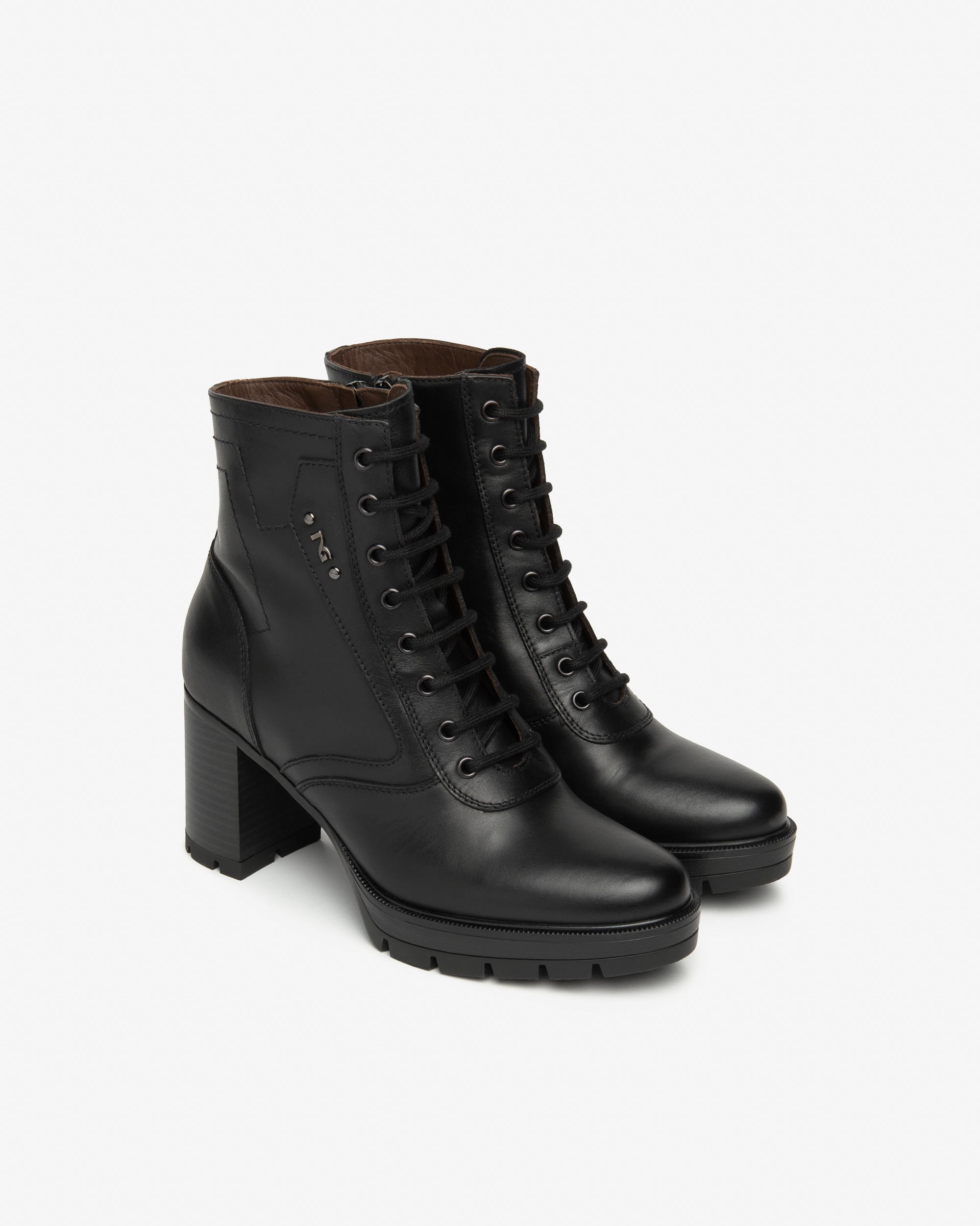 Korte Laarsjes Dames in Leder
