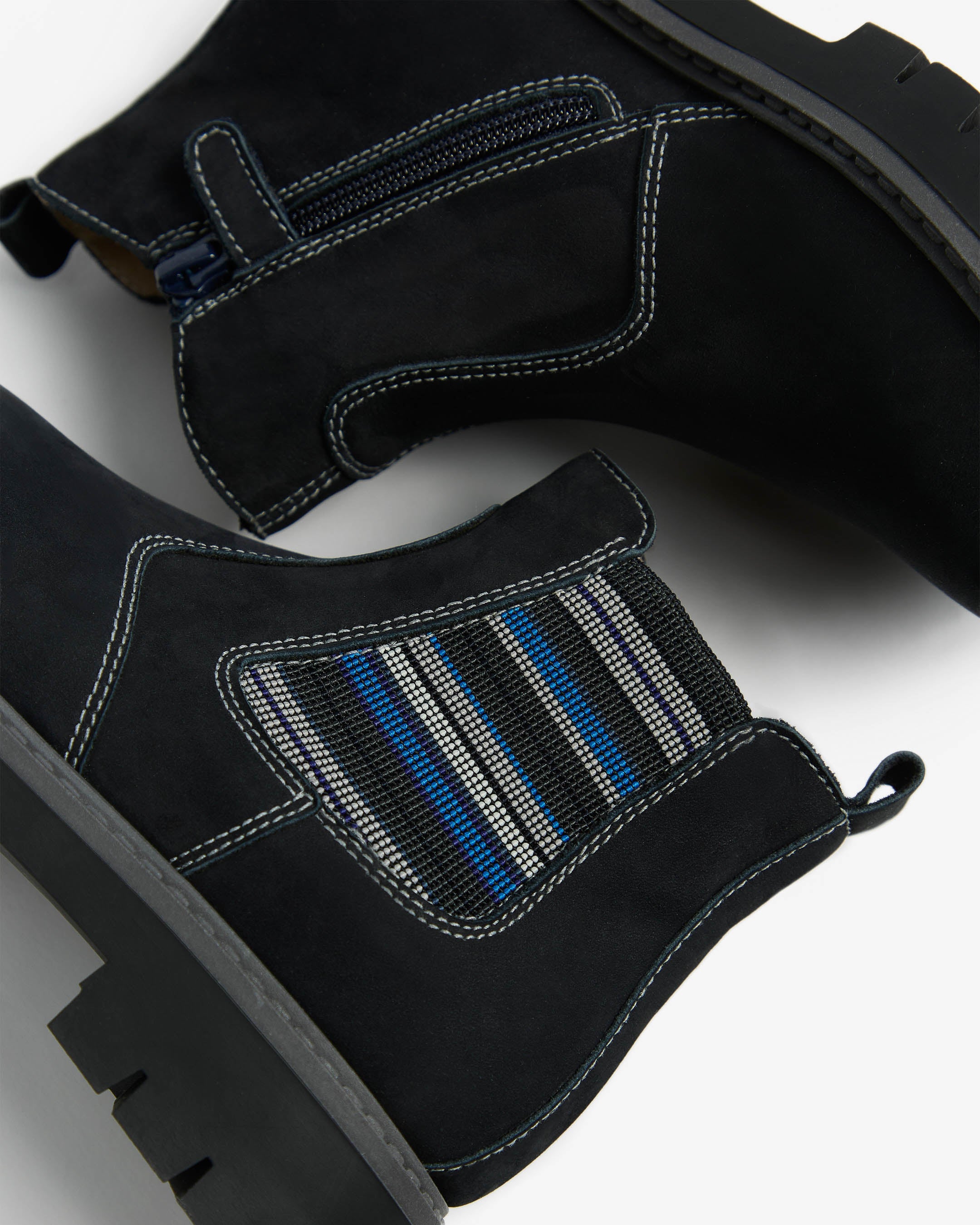 Кожаные ботильоны для подростков