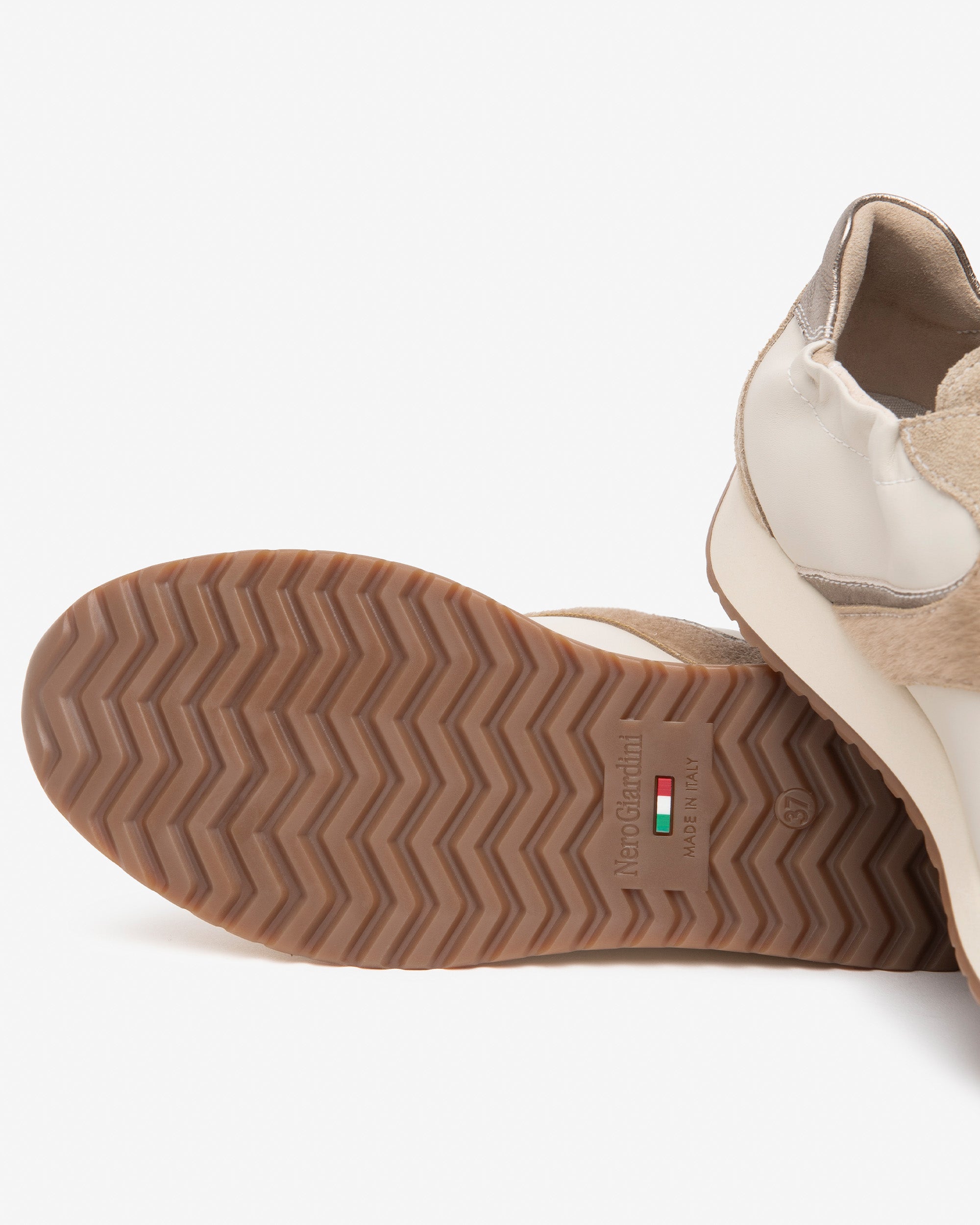Sneakers Donna in Pelle, Suede e Materiale Tecnico
