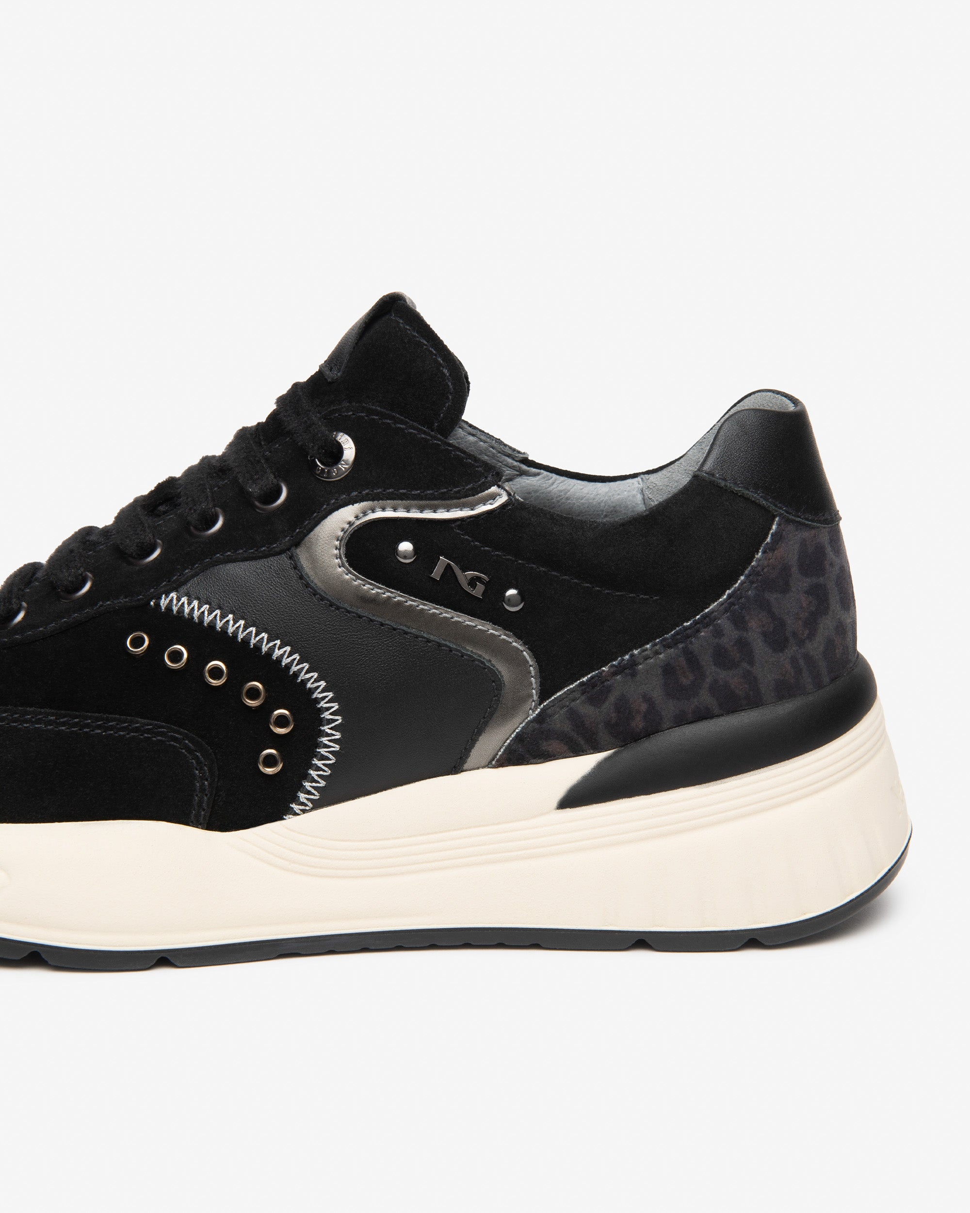 Sneakers Donna in Suede, Pelle e Materiale Tecnico