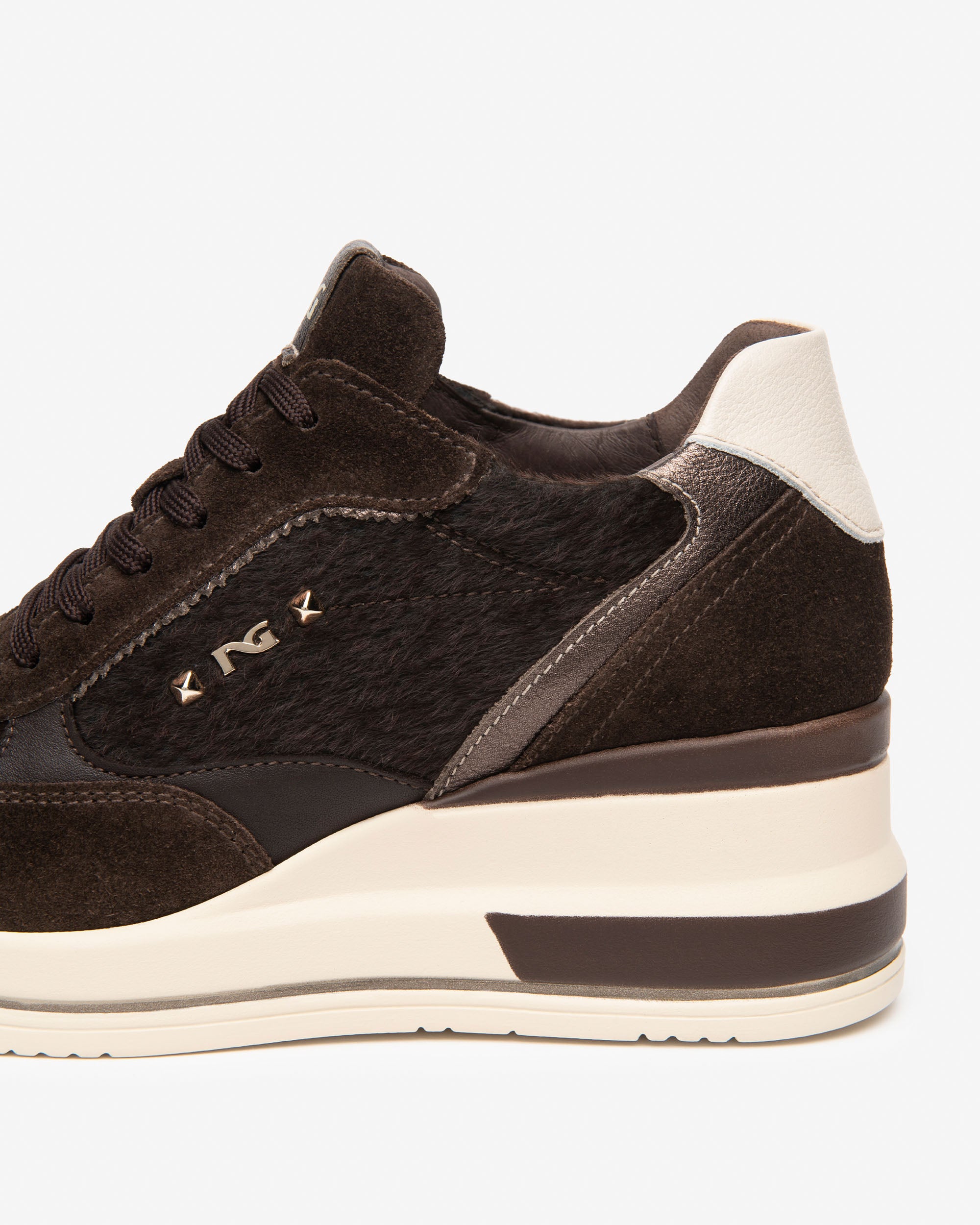 Sneakers Donna in Suede, Pelle e Materiale Tecnico