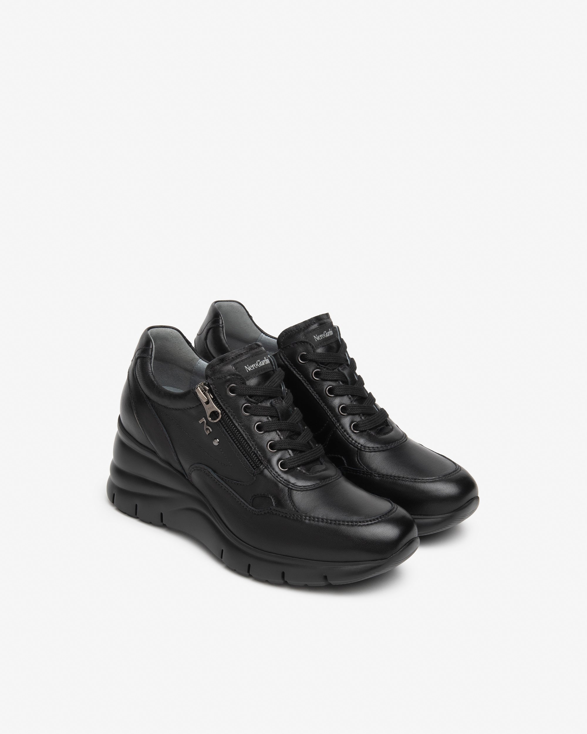 Sneakers Donna in Pelle e Materiale Tecnico