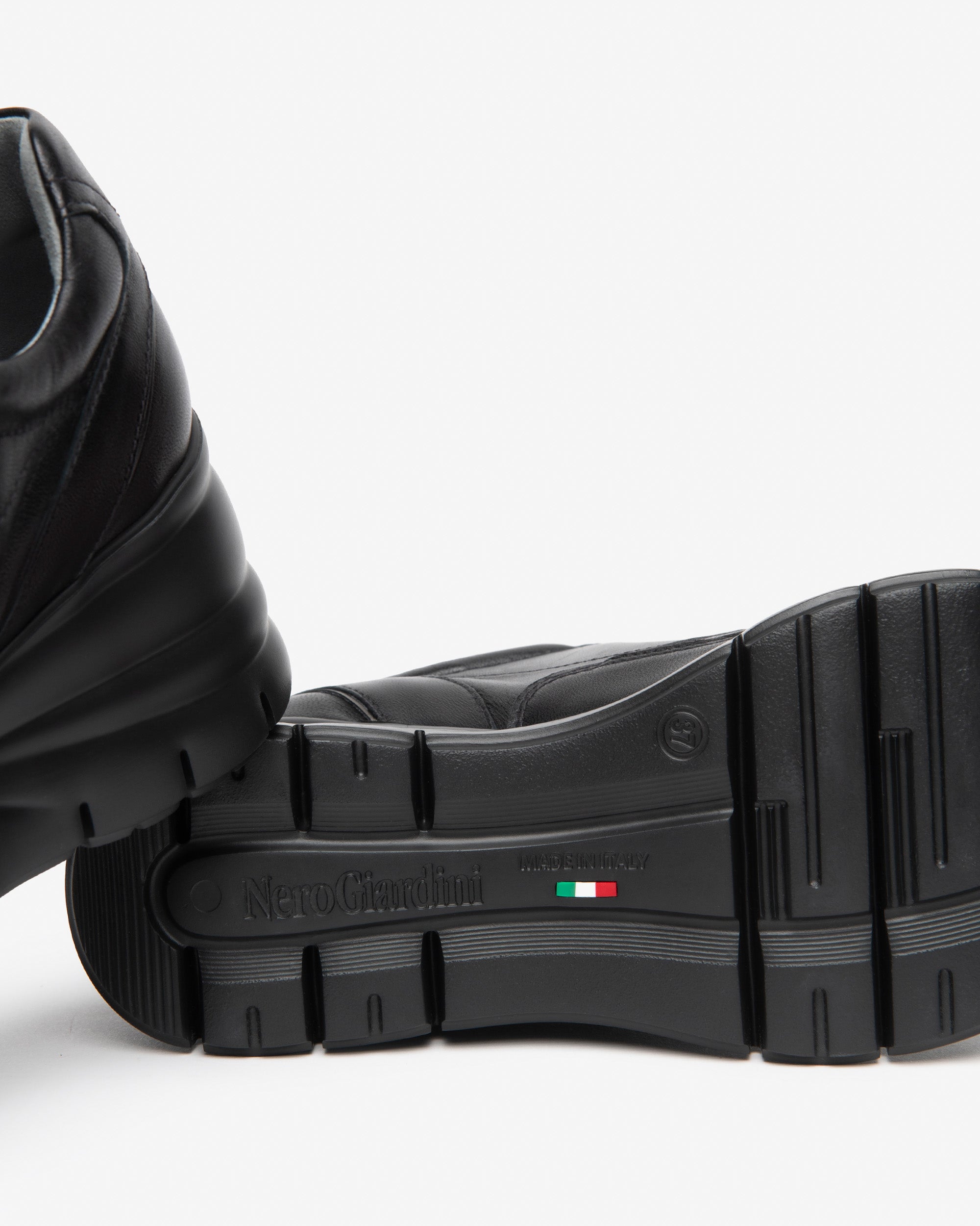 Sneakers Donna in Pelle e Materiale Tecnico