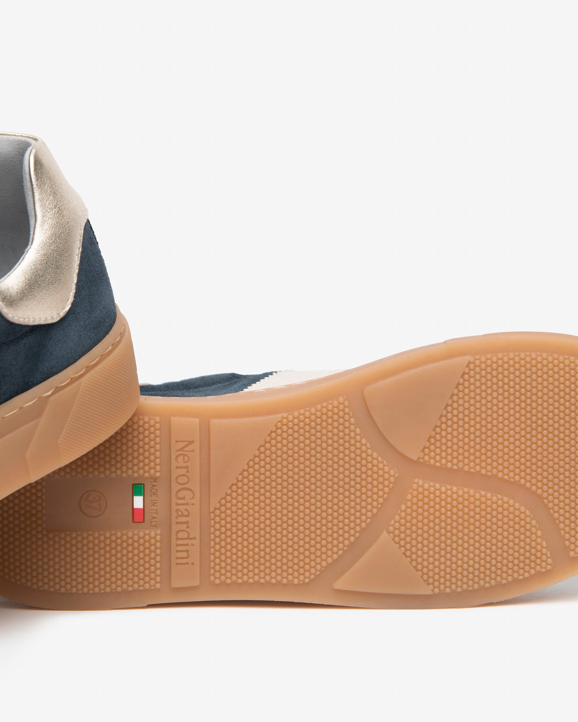 Sneakers Donna in Suede e Pelle