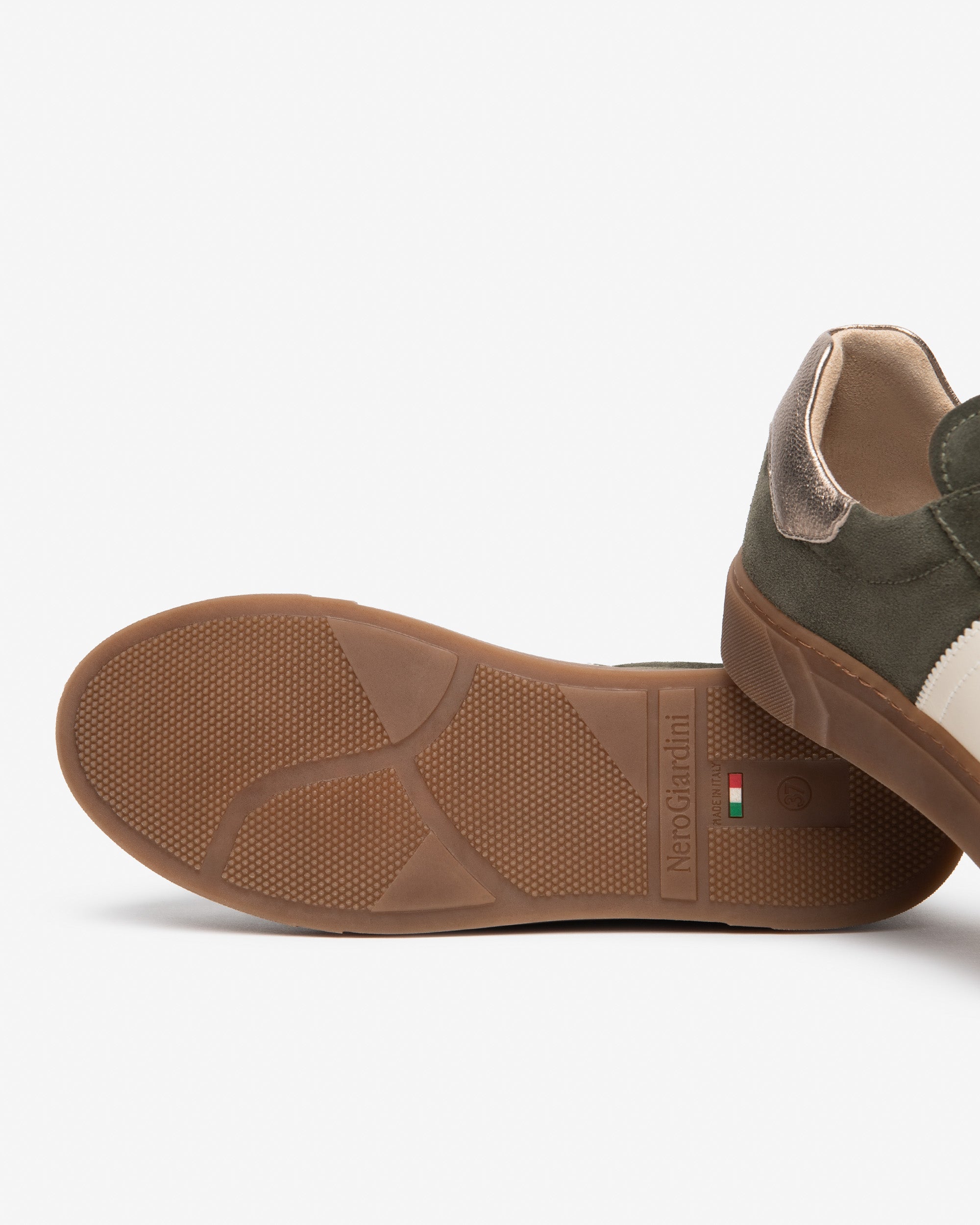 Sneakers Donna in Suede e Pelle